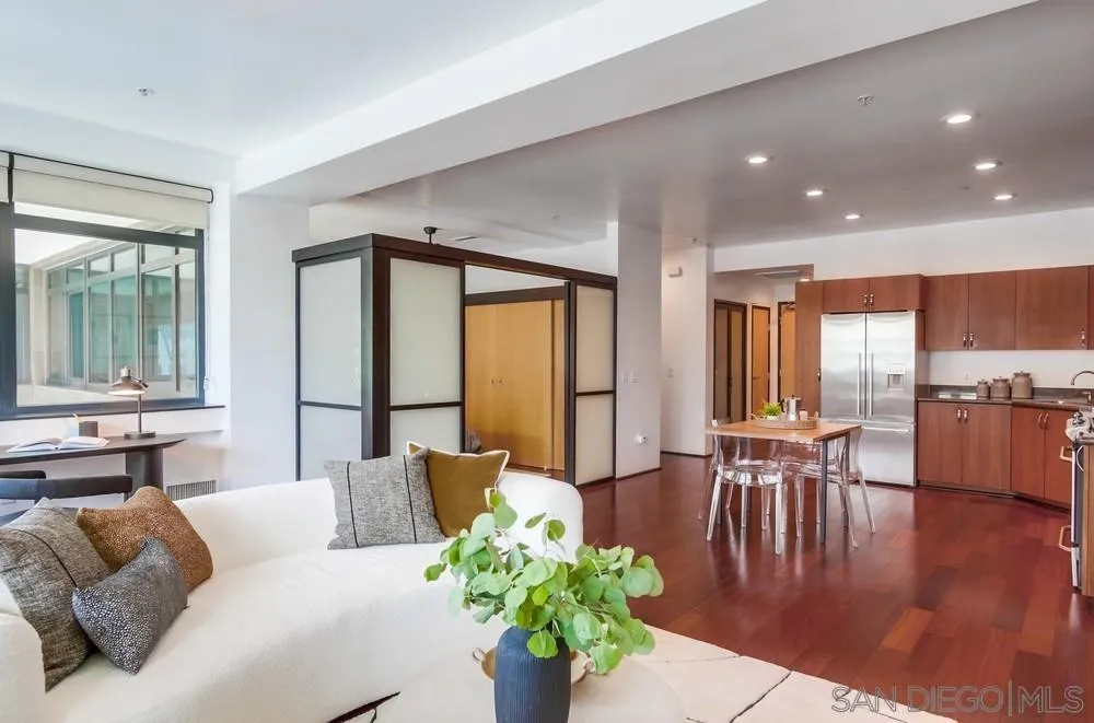 Photo #4: 250046368 Listing: Photo #4