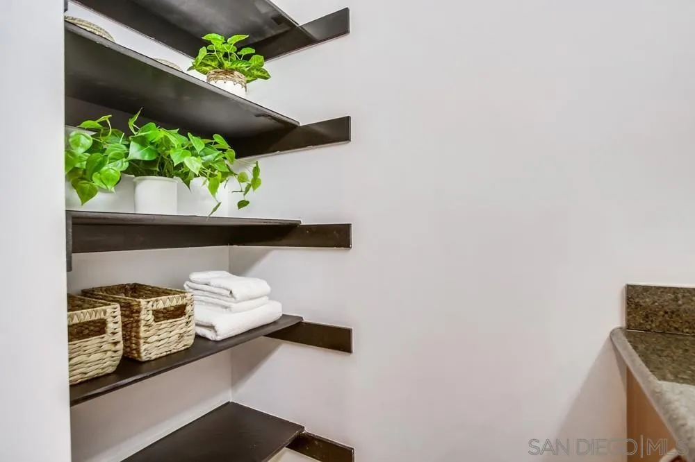 Photo #18: 250046368 Listing: Photo #18