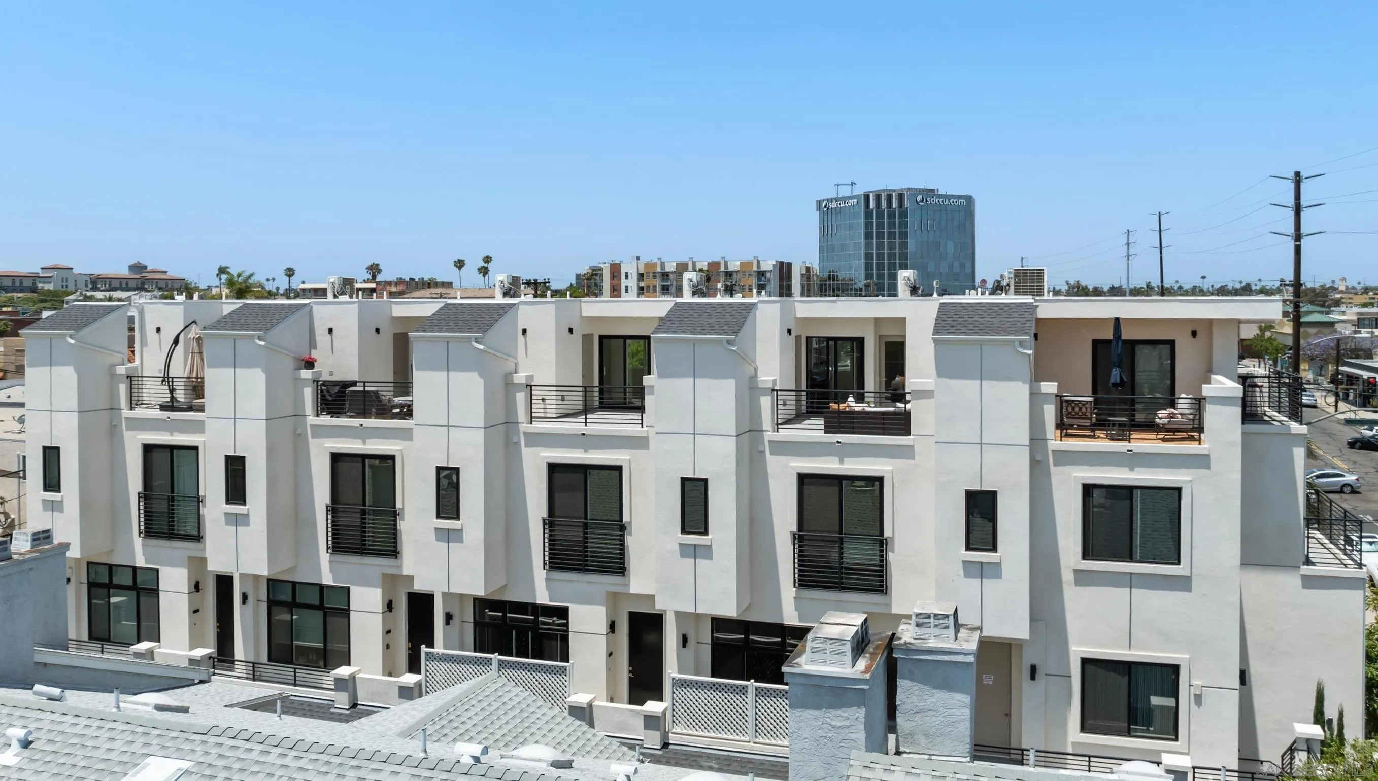 Photo #2: 250046369 Listing: Photo #2