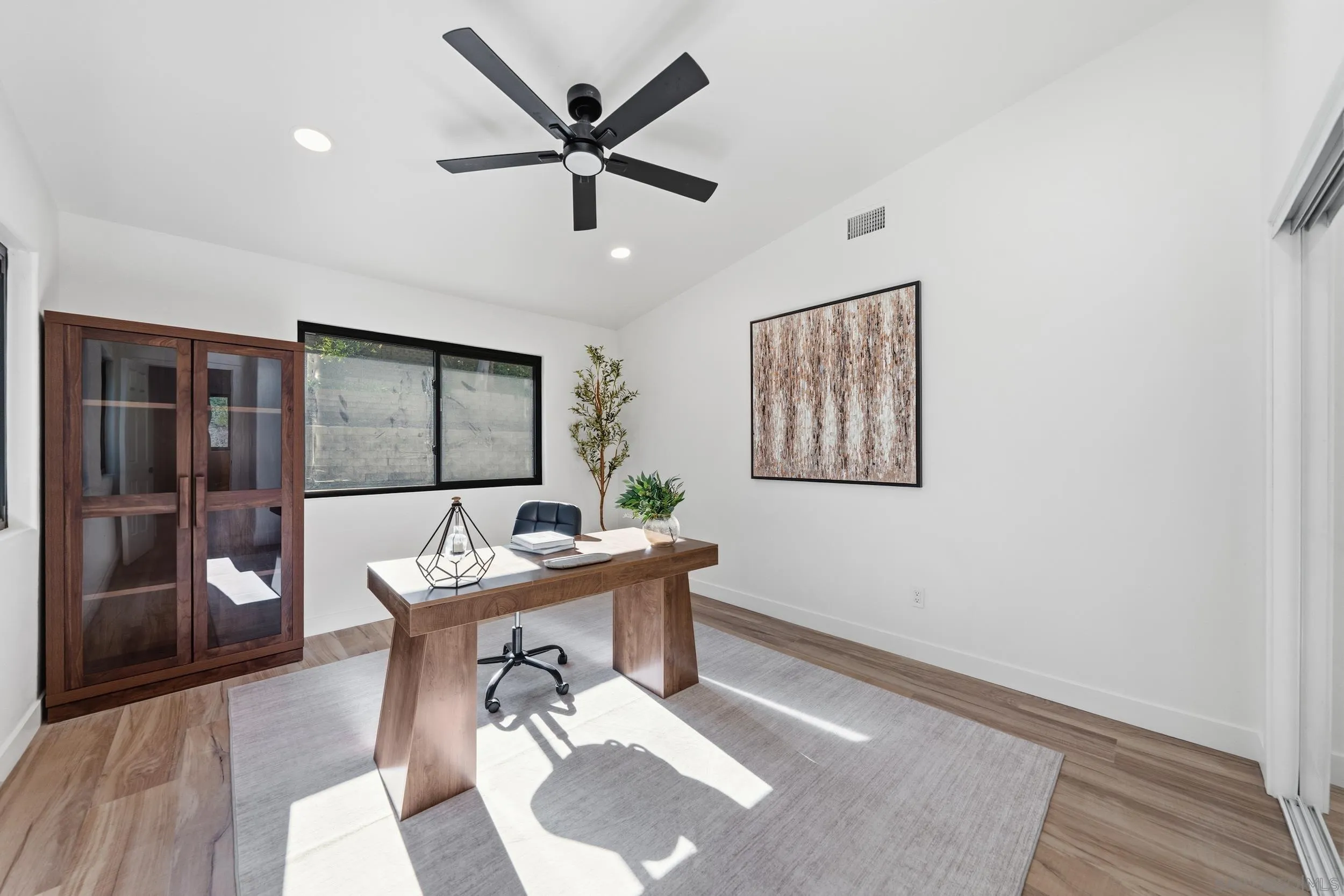 https://cdn.realtyfeed.com/cdn/127/250046371/3725663013c1af20e9a0b7bf20c66ce3.webp