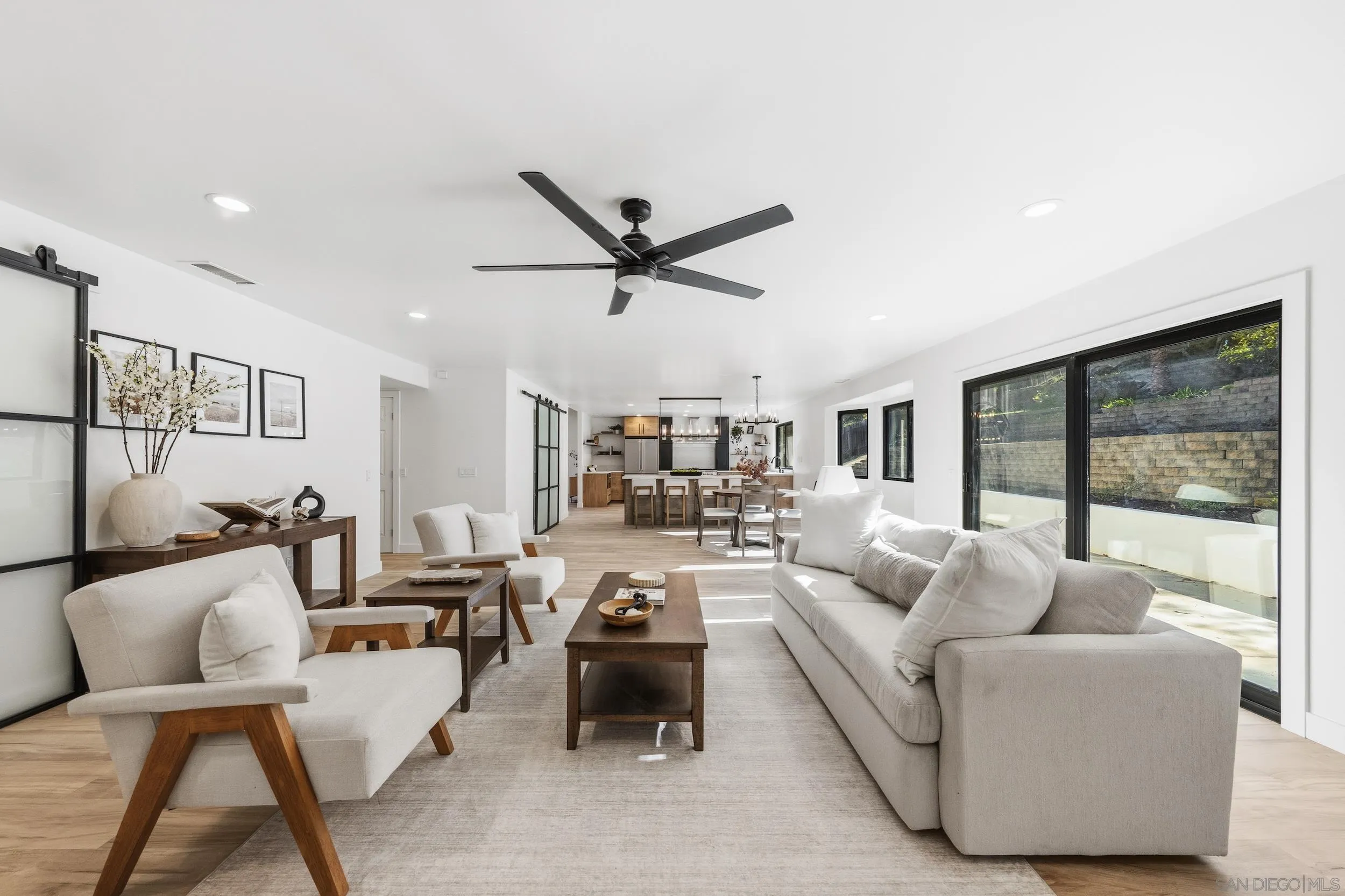 https://cdn.realtyfeed.com/cdn/127/250046371/e36325e56bde15afdd466e5fe573a887.webp