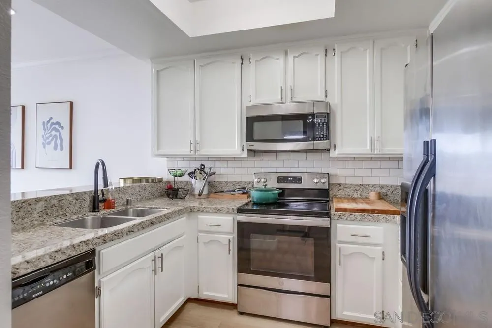 Photo #24: 250046378 Listing: Photo #24