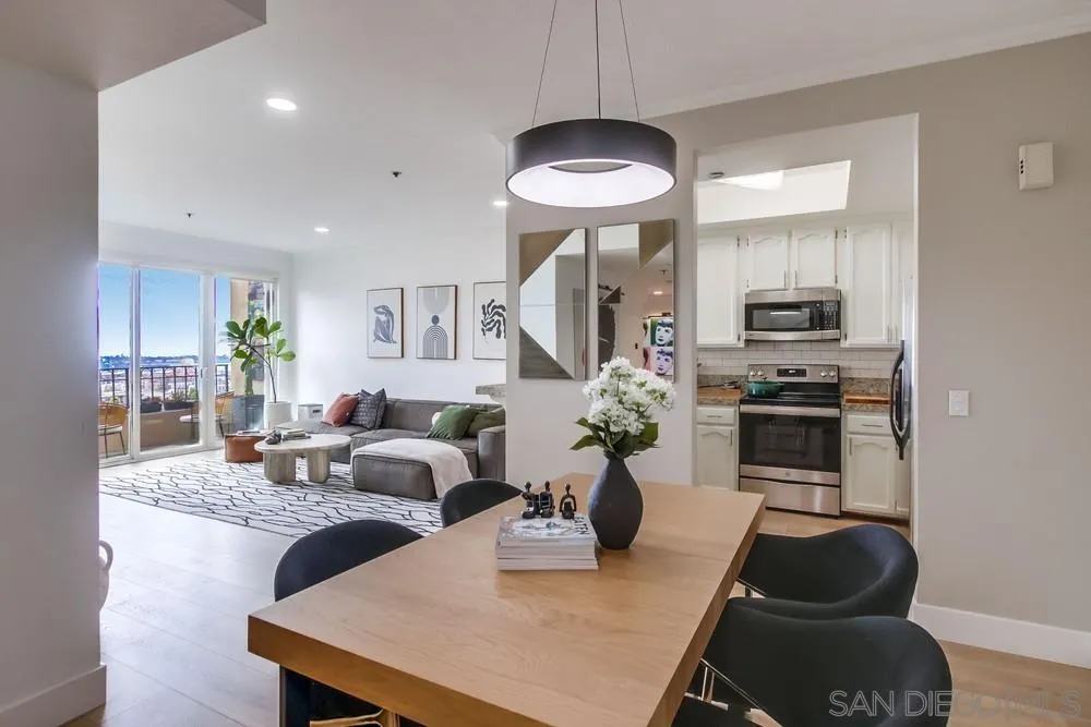 Photo #10: 250046378 Listing: Photo #10