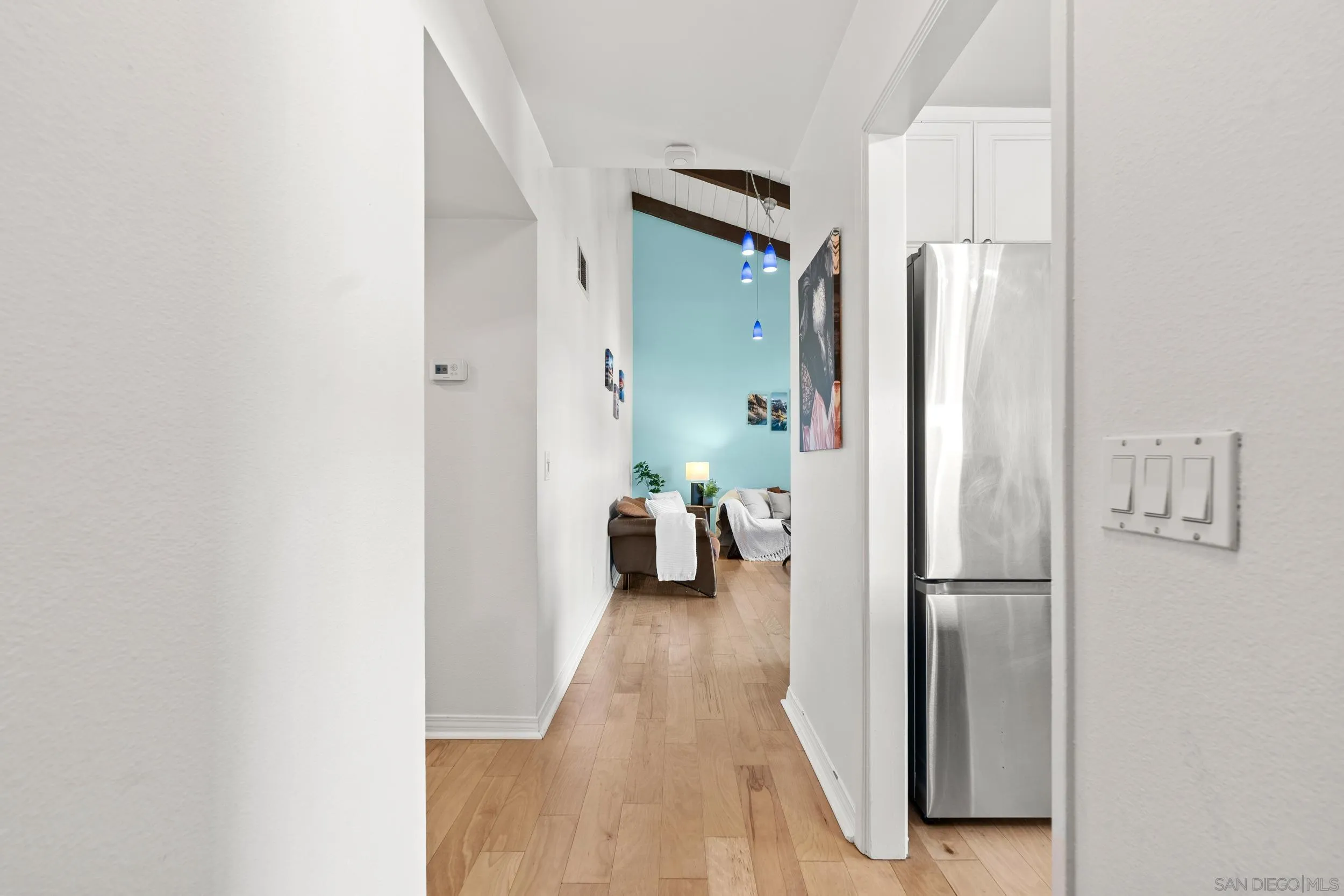 Photo #2: 250046386 Listing: Photo #2