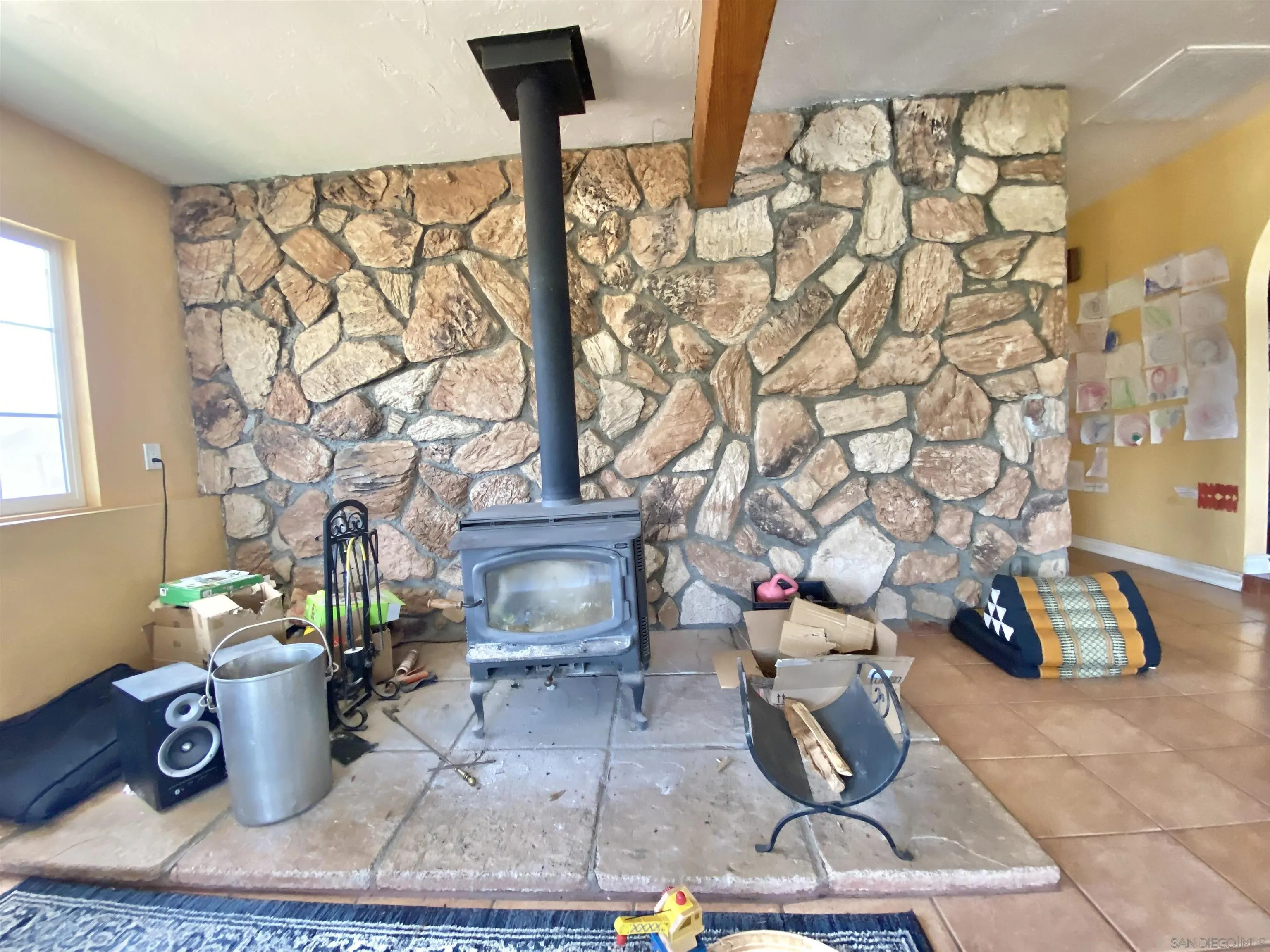 https://cdn.realtyfeed.com/cdn/127/250046387/b395373c3514be8cd67b7312670f10bb.webp
