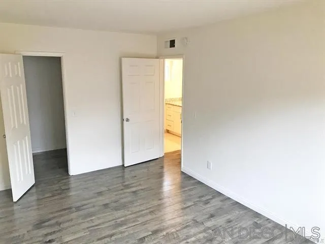 Photo #9: 250046394 Listing: Photo #9