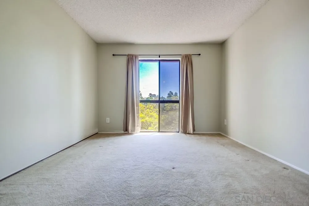 Photo #19: 250046399 Listing: Photo #19