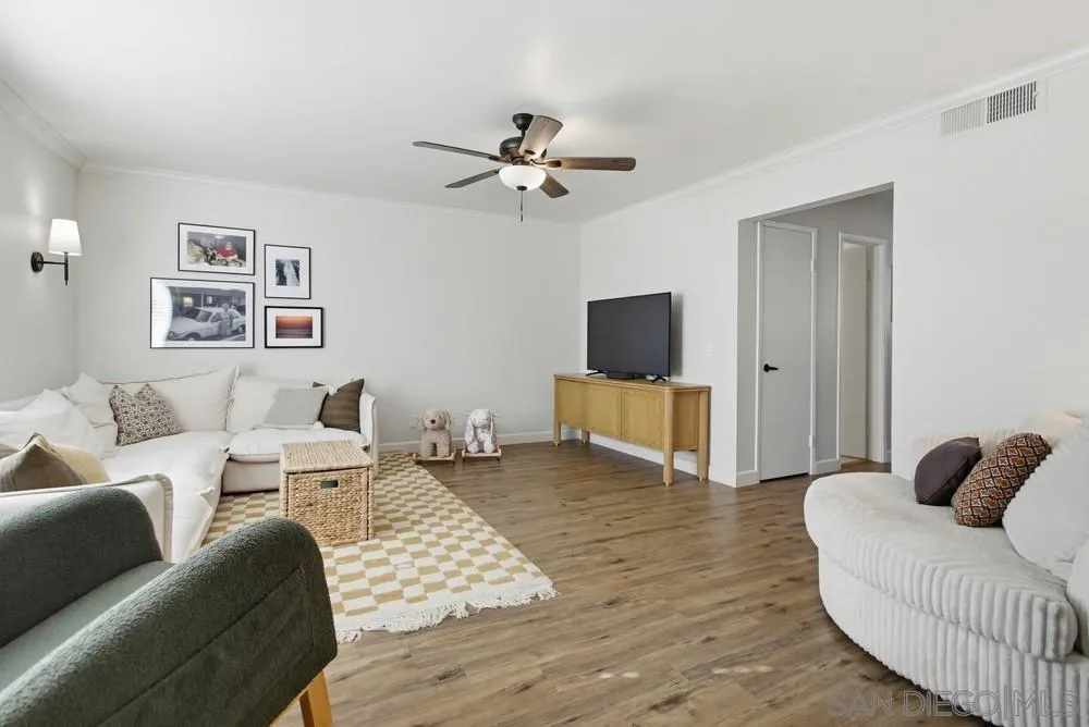 Photo #1: 2600004 Listing: Photo #1