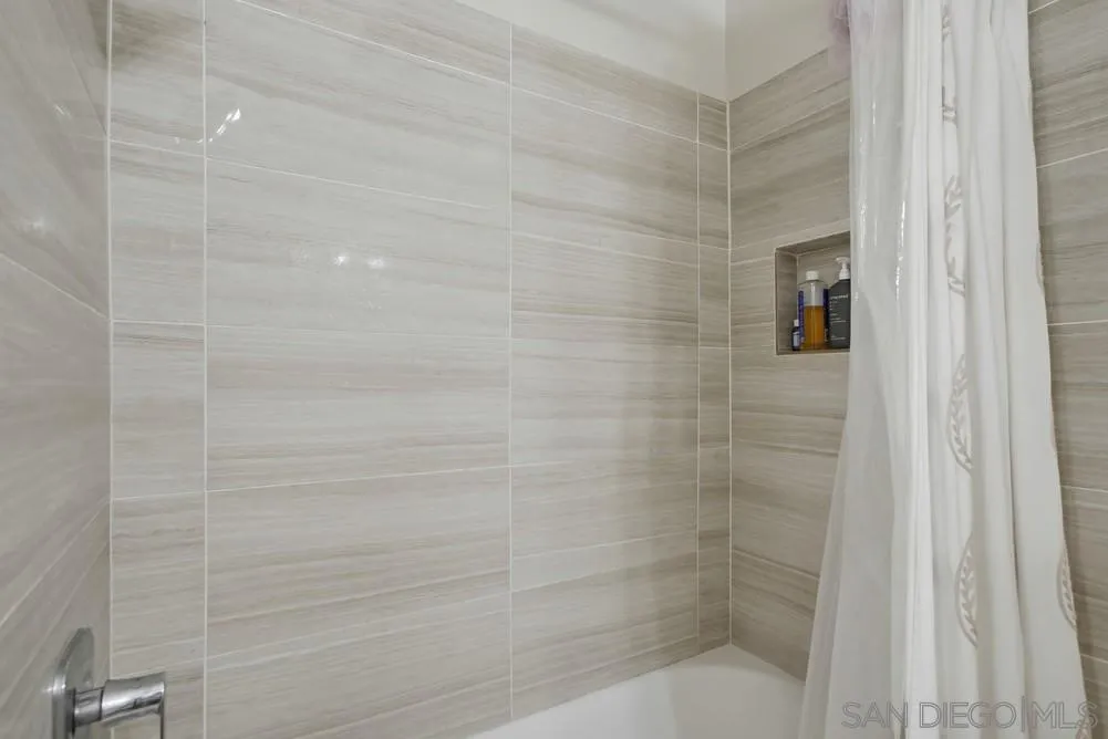 Photo #21: 2600004 Listing: Photo #21