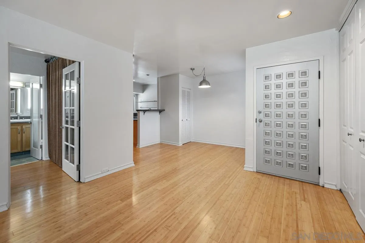 https://cdn.realtyfeed.com/cdn/127/2600006/f4b6334cf186075e7a60ab420e08bb3e.webp