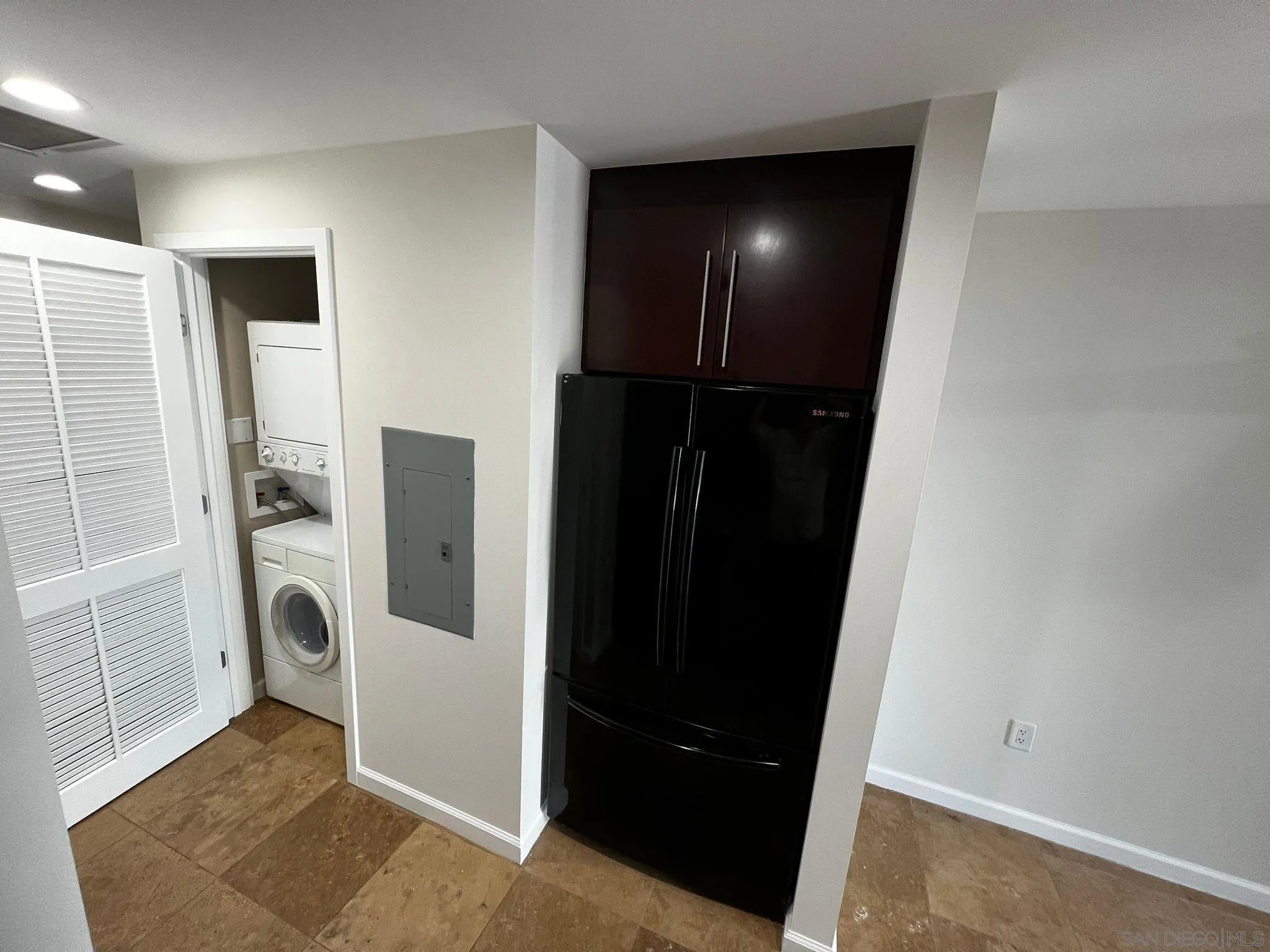 Photo #5: 2600010 Listing: Photo #5