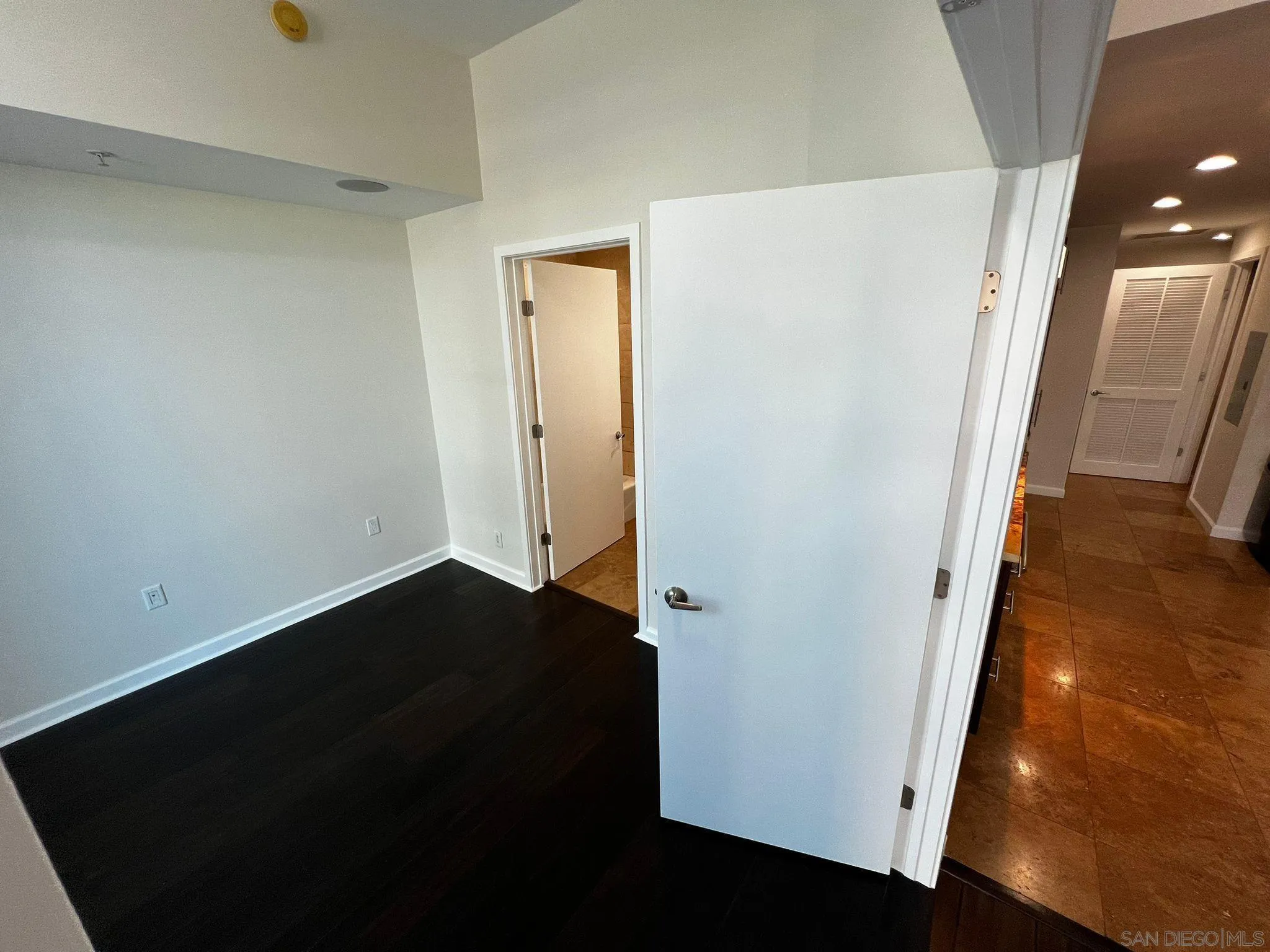 Photo #10: 2600010 Listing: Photo #10