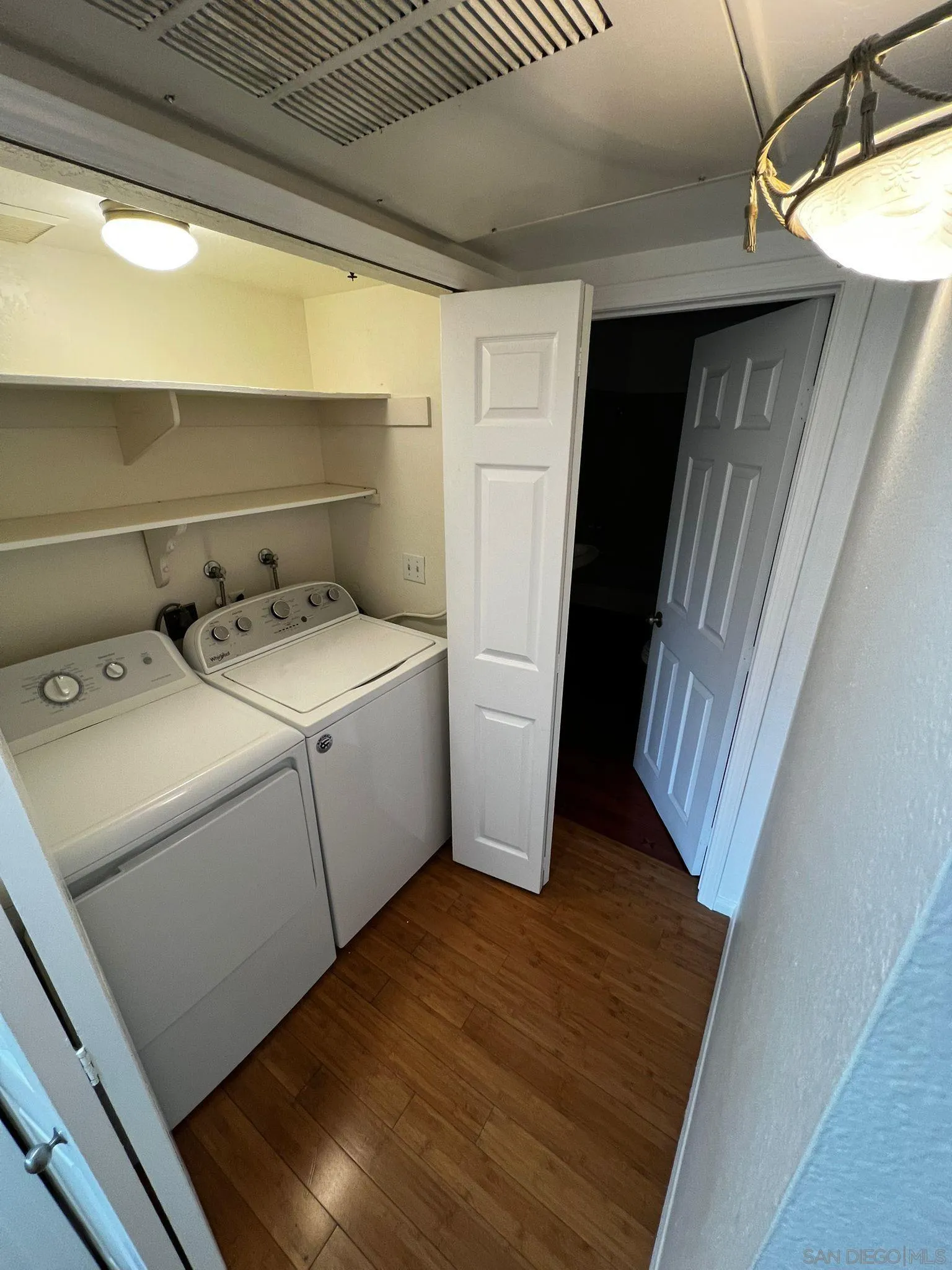 Photo #11: 2600011 Listing: Photo #11