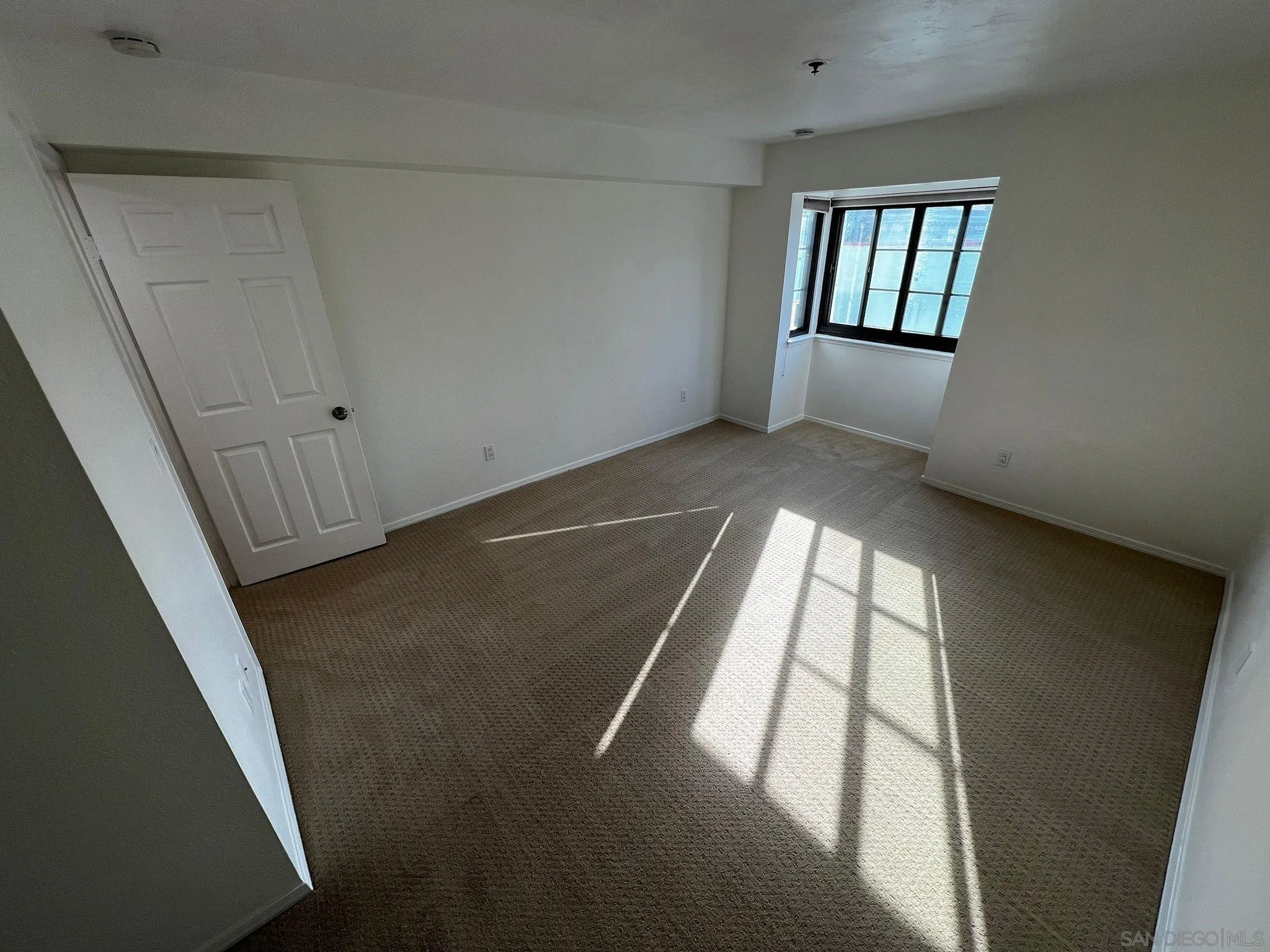 Photo #6: 2600011 Listing: Photo #6