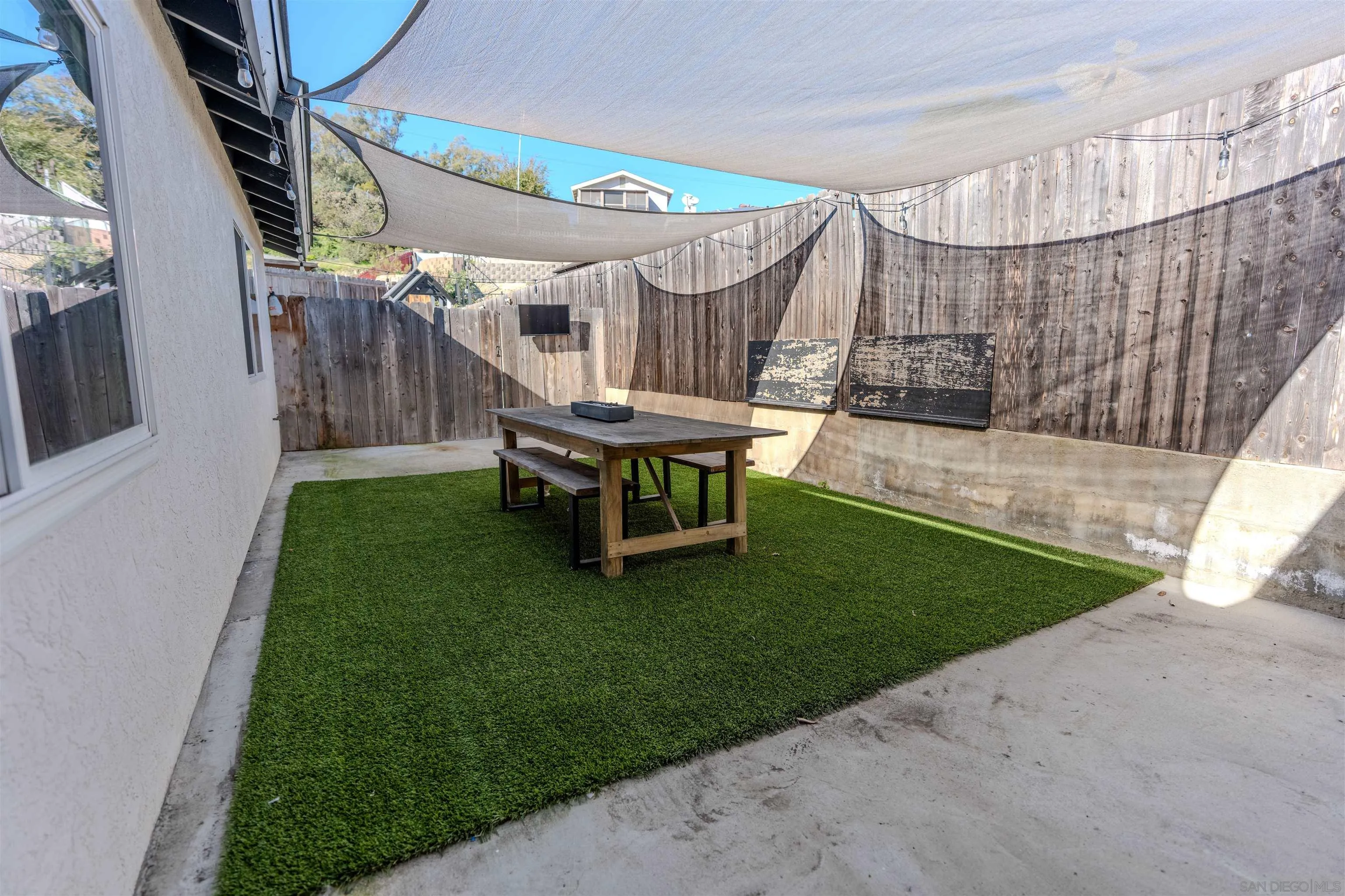 https://cdn.realtyfeed.com/cdn/127/260001277/f0ecf7860a14d3479b9265b01ff4ca61.webp