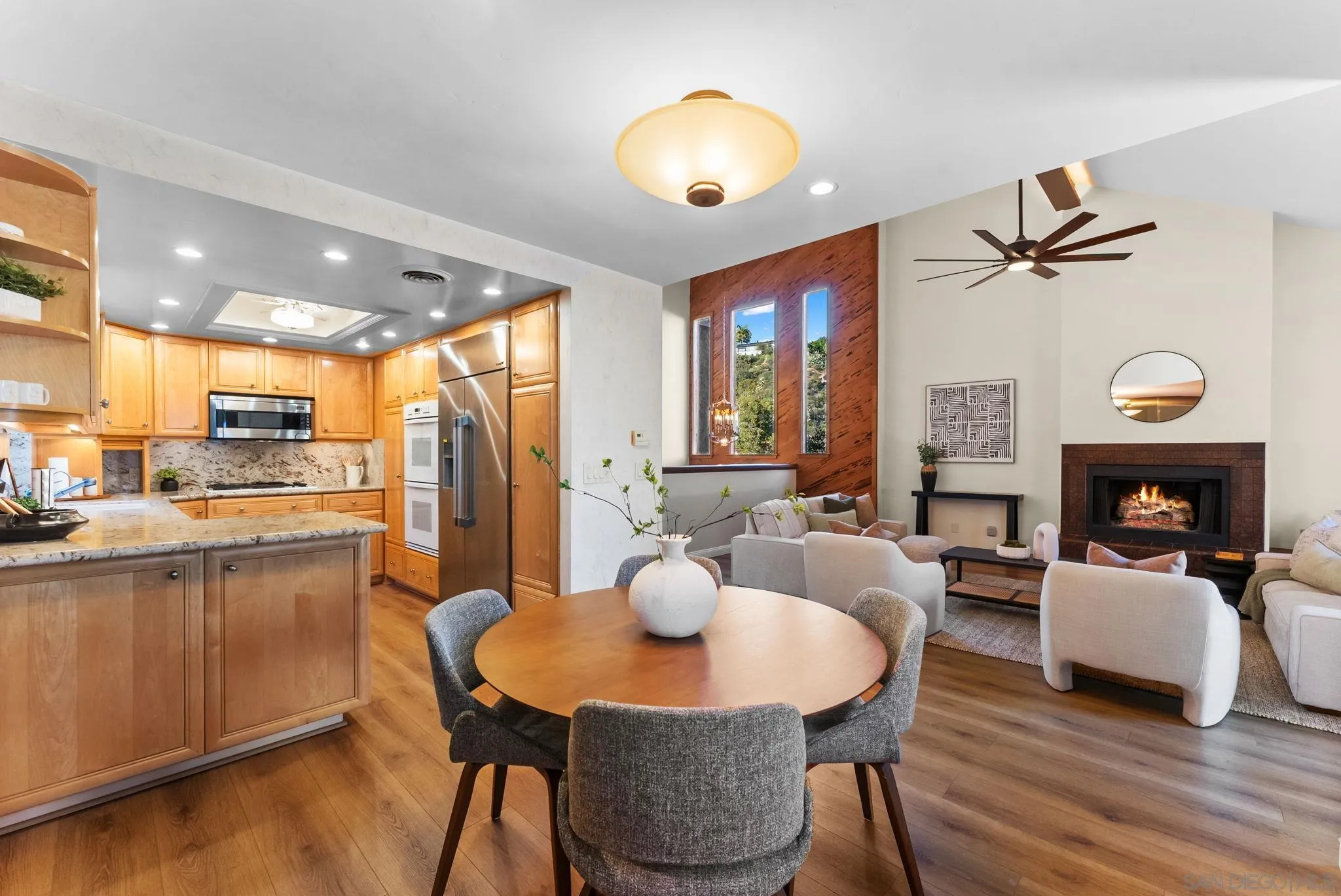 https://cdn.realtyfeed.com/cdn/127/260001278/15635c666b37f25c1a6ef60bbcdb5508.webp