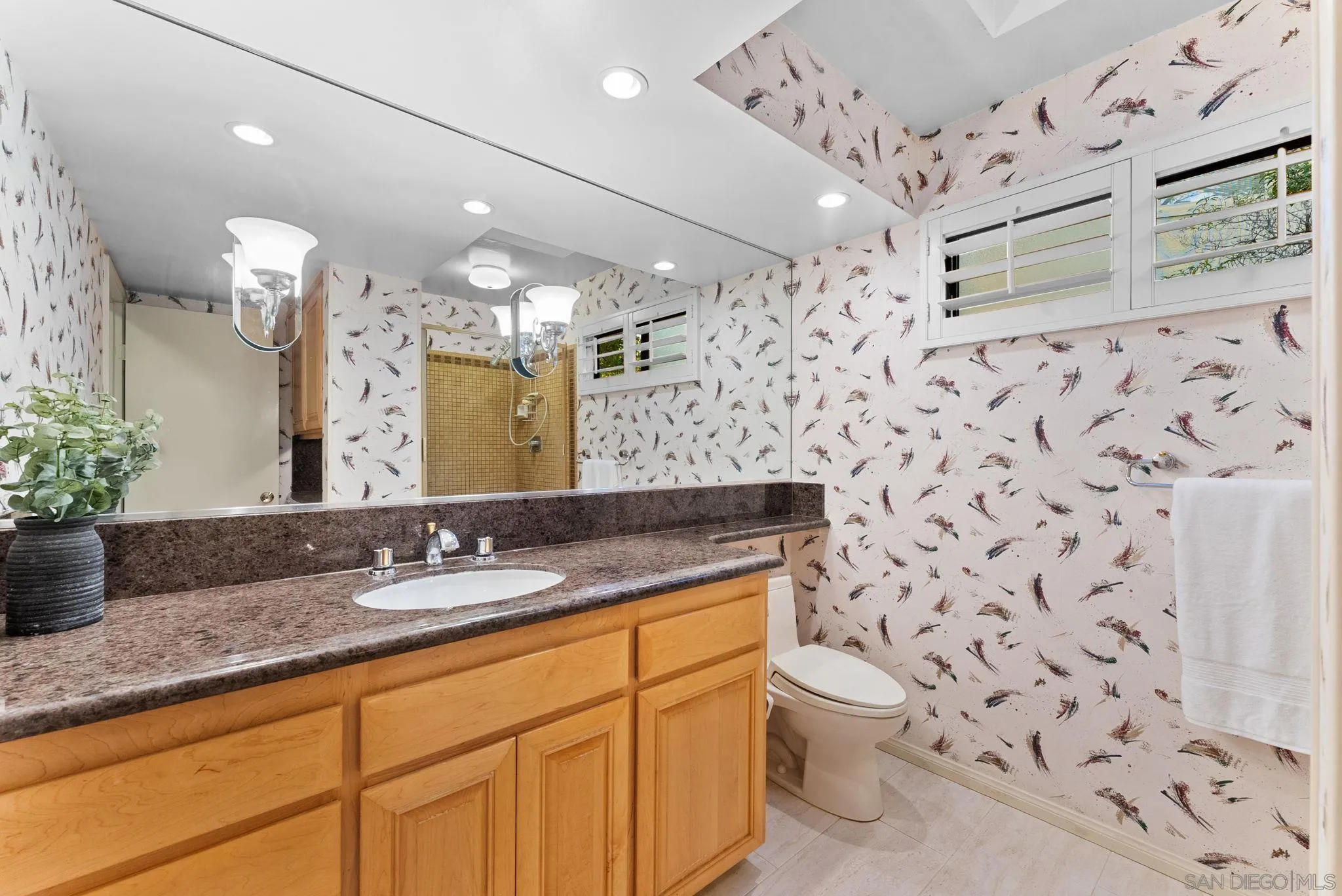 https://cdn.realtyfeed.com/cdn/127/260001278/56bf5ae948140e38022c49614281097e.webp