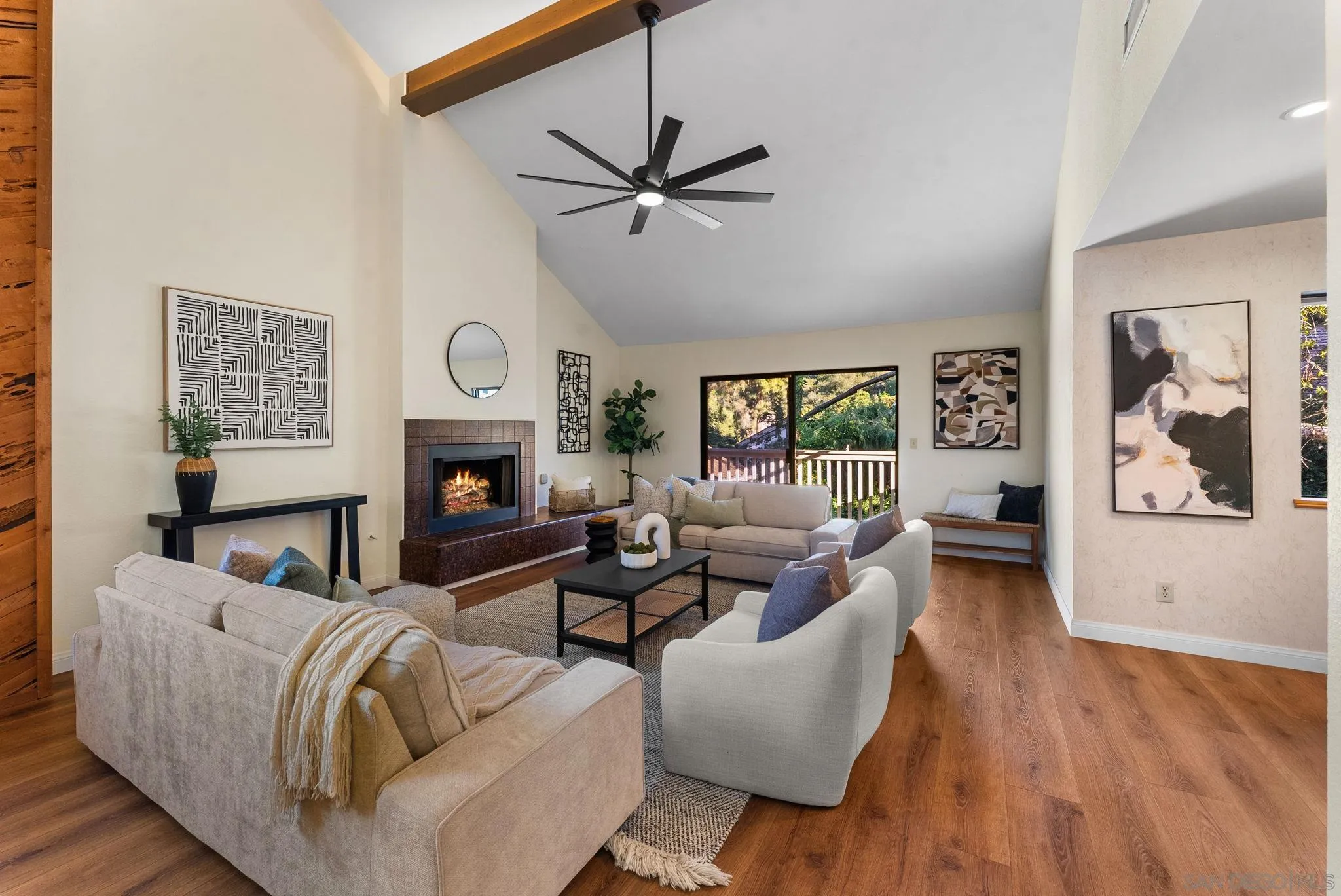https://cdn.realtyfeed.com/cdn/127/260001278/acc89bf753ea88bb369ff0ab296890fb.webp