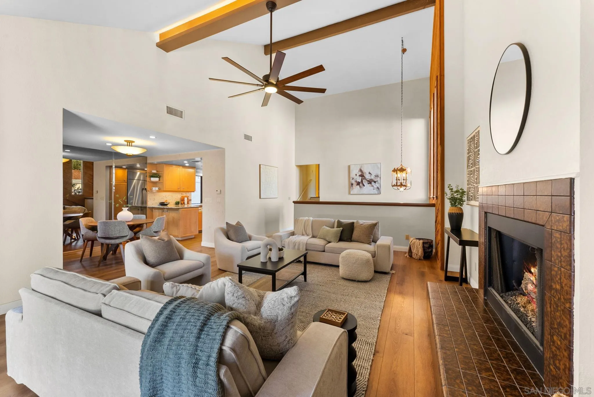 https://cdn.realtyfeed.com/cdn/127/260001278/b7f002e37445694c04c2bb23f1b7b583.webp