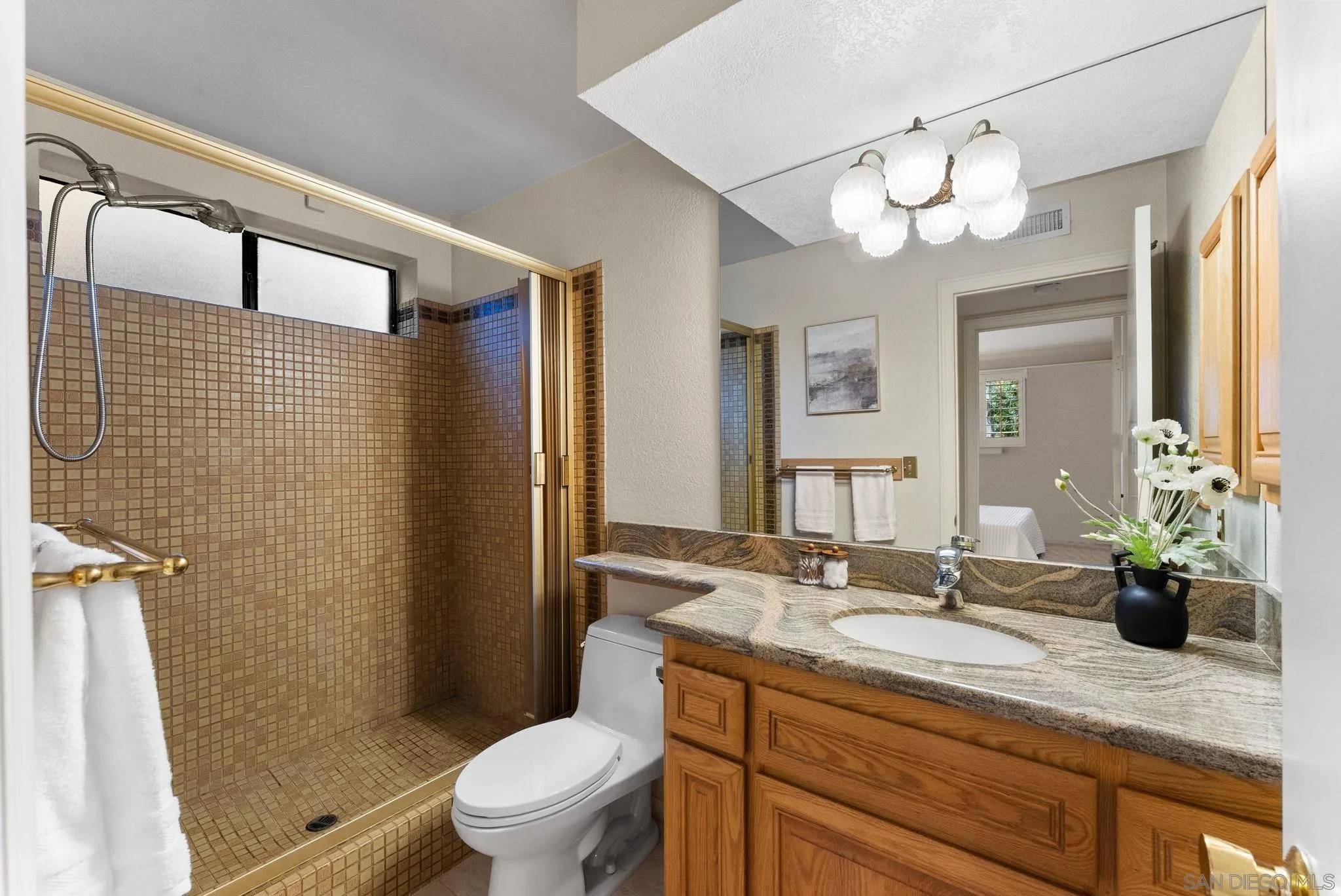 https://cdn.realtyfeed.com/cdn/127/260001278/c0a30f78947742085eba9d82df9986d4.webp