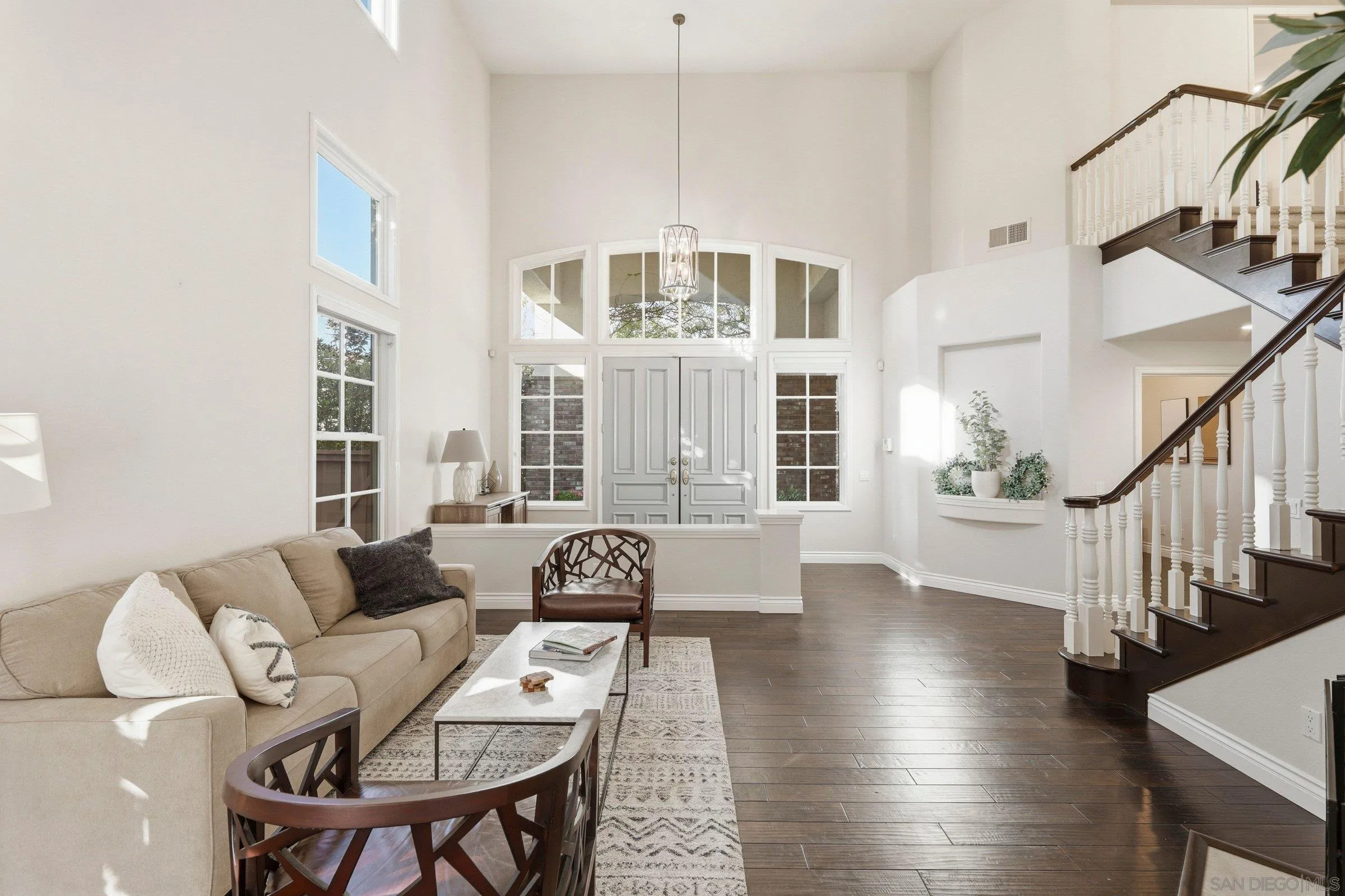 https://cdn.realtyfeed.com/cdn/127/260001279/51b14e37651aad55b5d79b2acbc09f16.webp