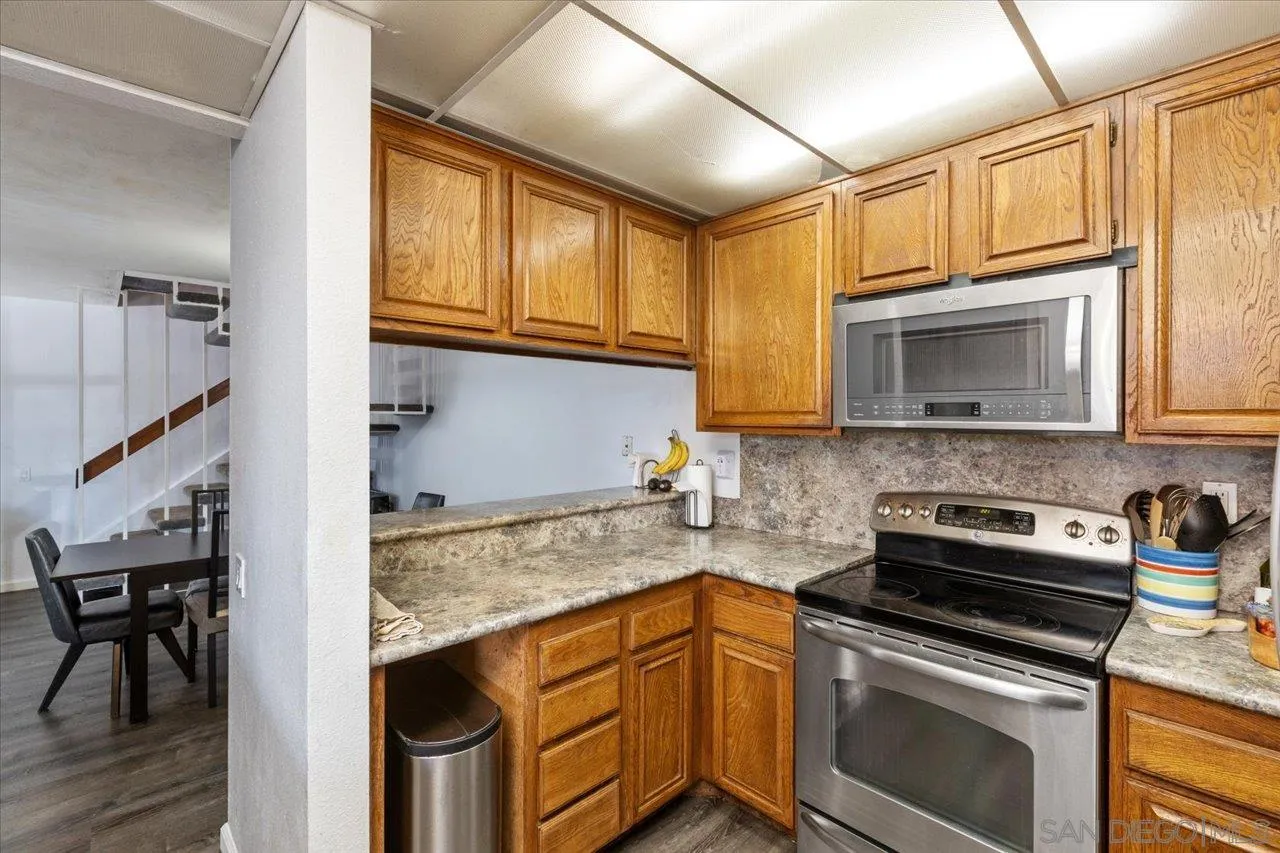 https://cdn.realtyfeed.com/cdn/127/260001280/55cb00be400f7874d2d471e5ab874d04.webp