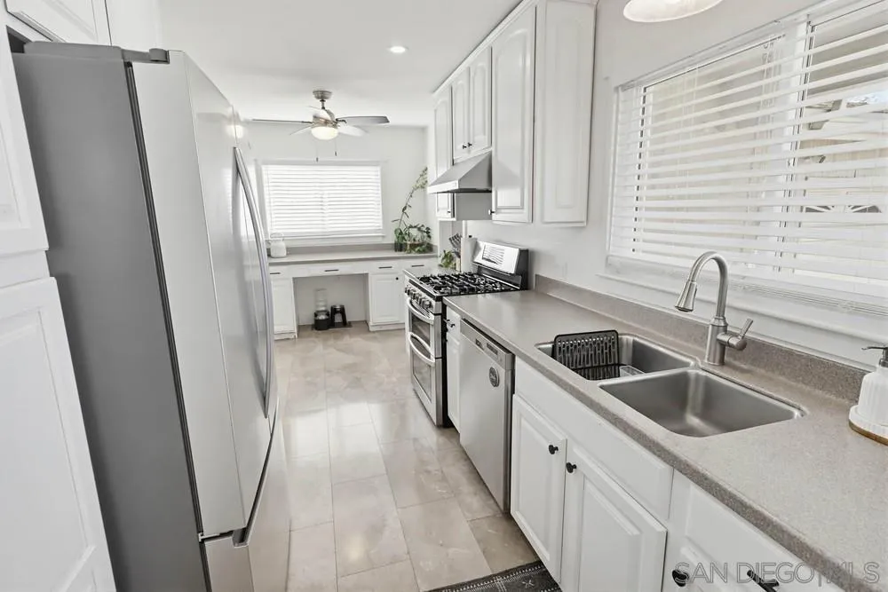 https://cdn.realtyfeed.com/cdn/127/260001283/6bca8c1edacb28fdfcab68b840bf1324.webp