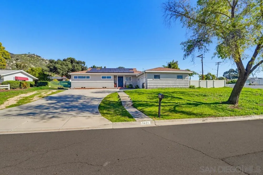 https://cdn.realtyfeed.com/cdn/127/260001283/78d9655661392d8b5053b08af29f25b9.webp