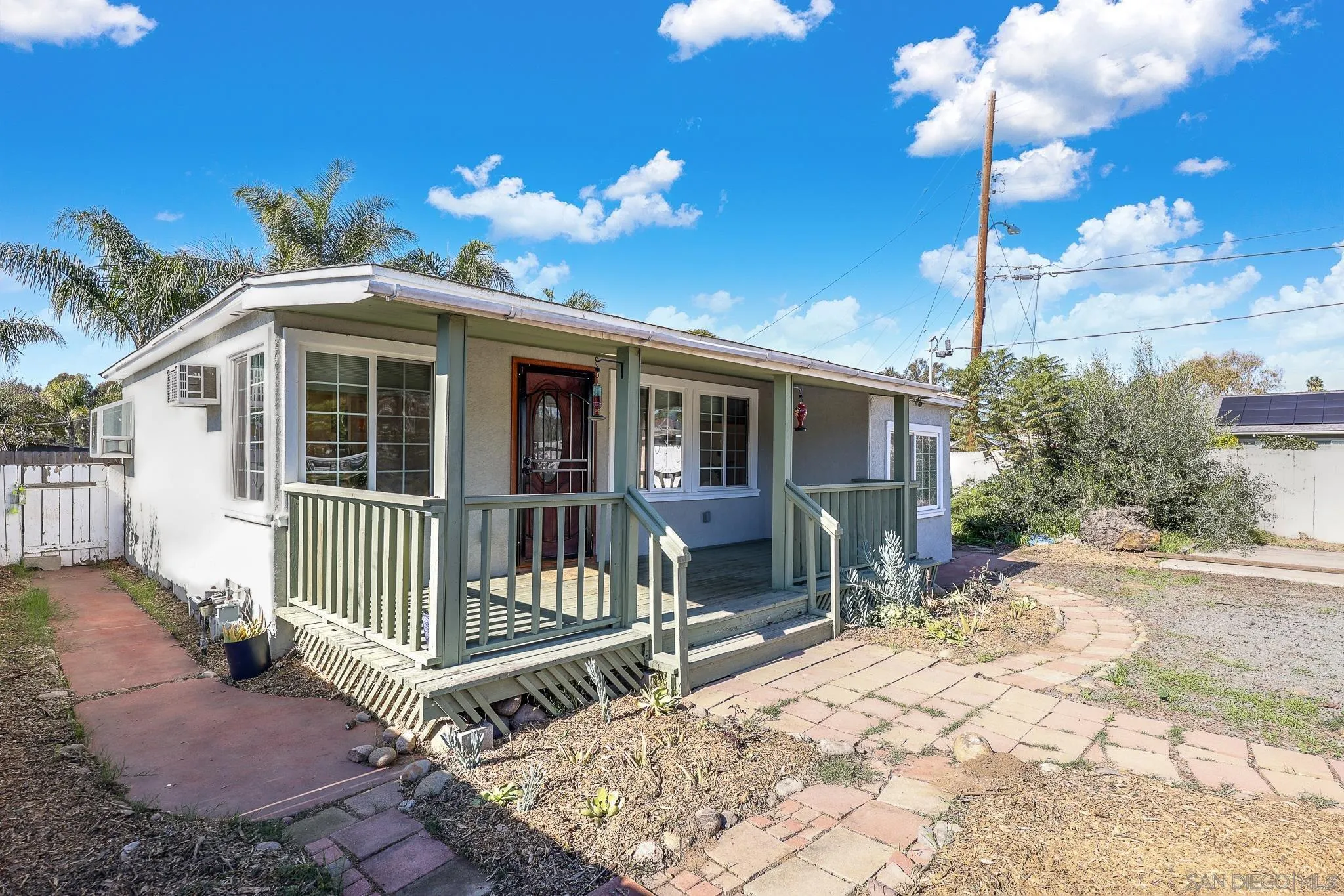 https://cdn.realtyfeed.com/cdn/127/260001284/2cf3e5f4fb17abeb8db7f1d20990b994.webp