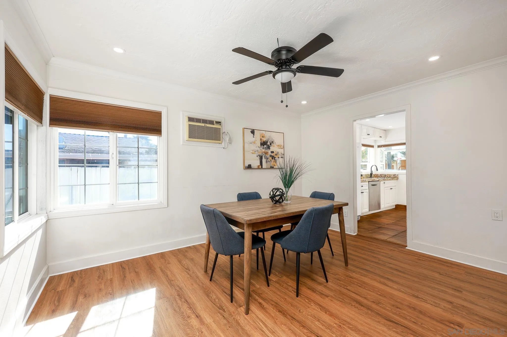 https://cdn.realtyfeed.com/cdn/127/260001284/df3ef833b1a05e639ba931531a9c4c70.webp