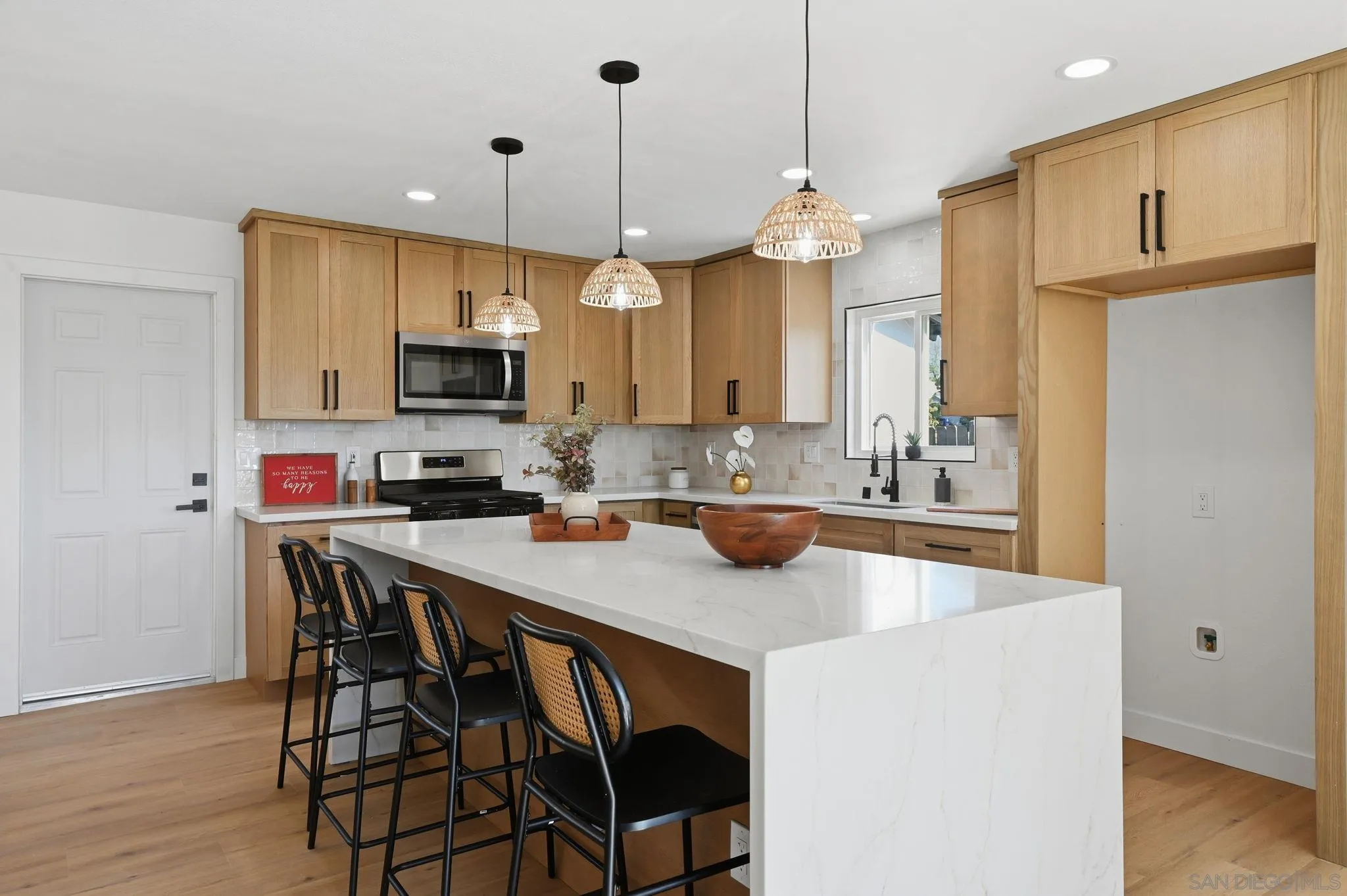 https://cdn.realtyfeed.com/cdn/127/260001286/03fd5474610b000256c17ec2f96c652f.webp