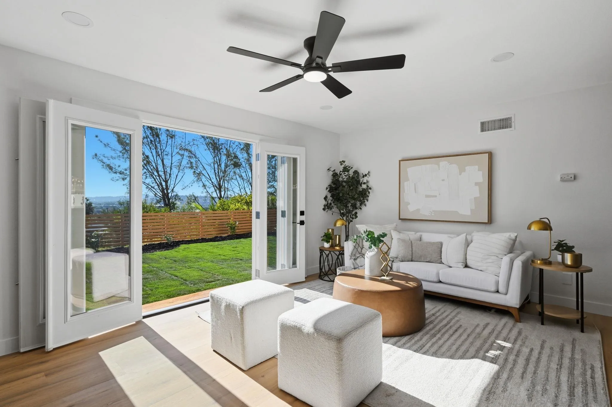 https://cdn.realtyfeed.com/cdn/127/260001286/117835478058d84621f376131de69571.webp
