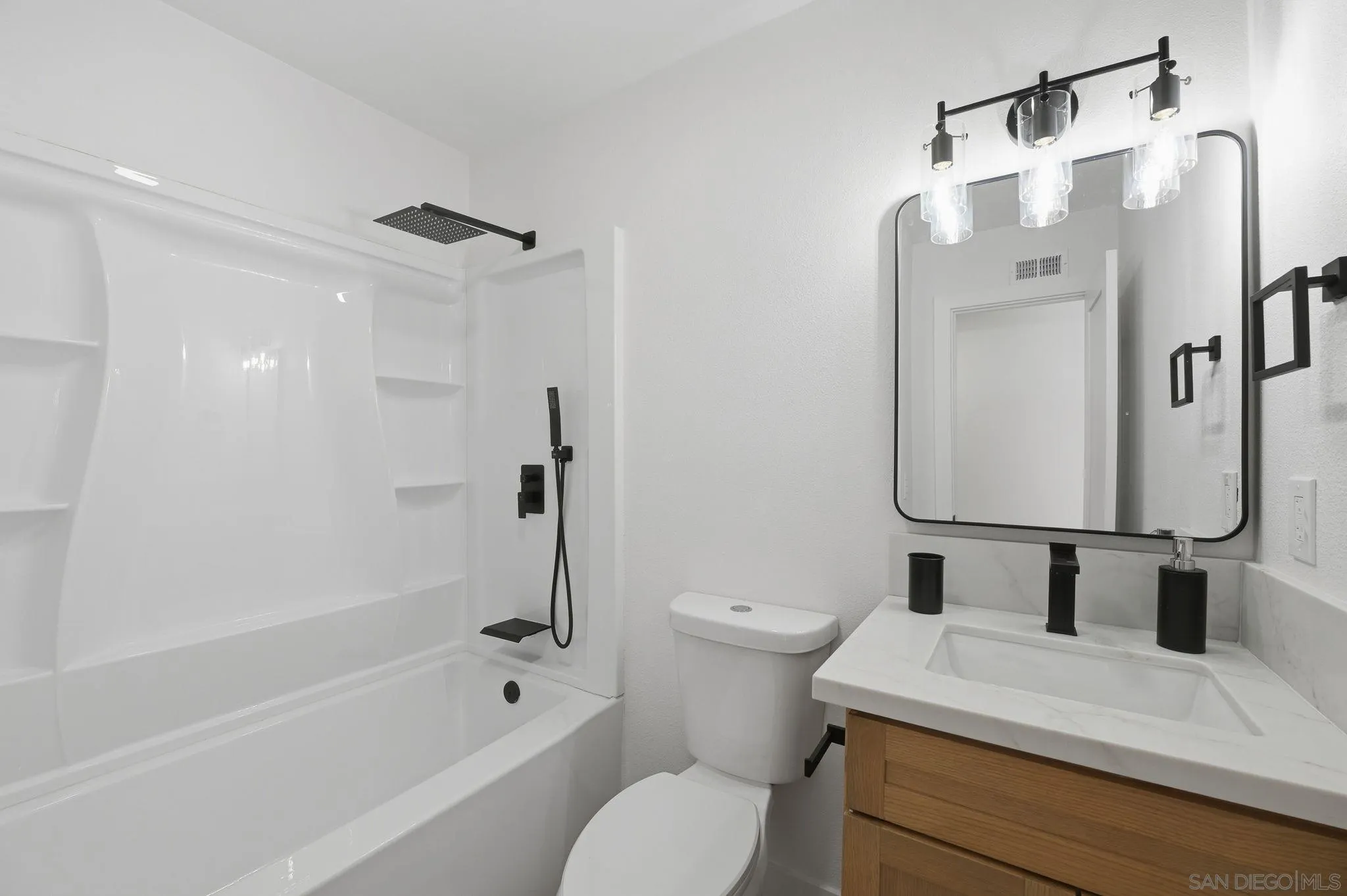 https://cdn.realtyfeed.com/cdn/127/260001286/1d387541142ae9f7a5c4e6b2611e1549.webp