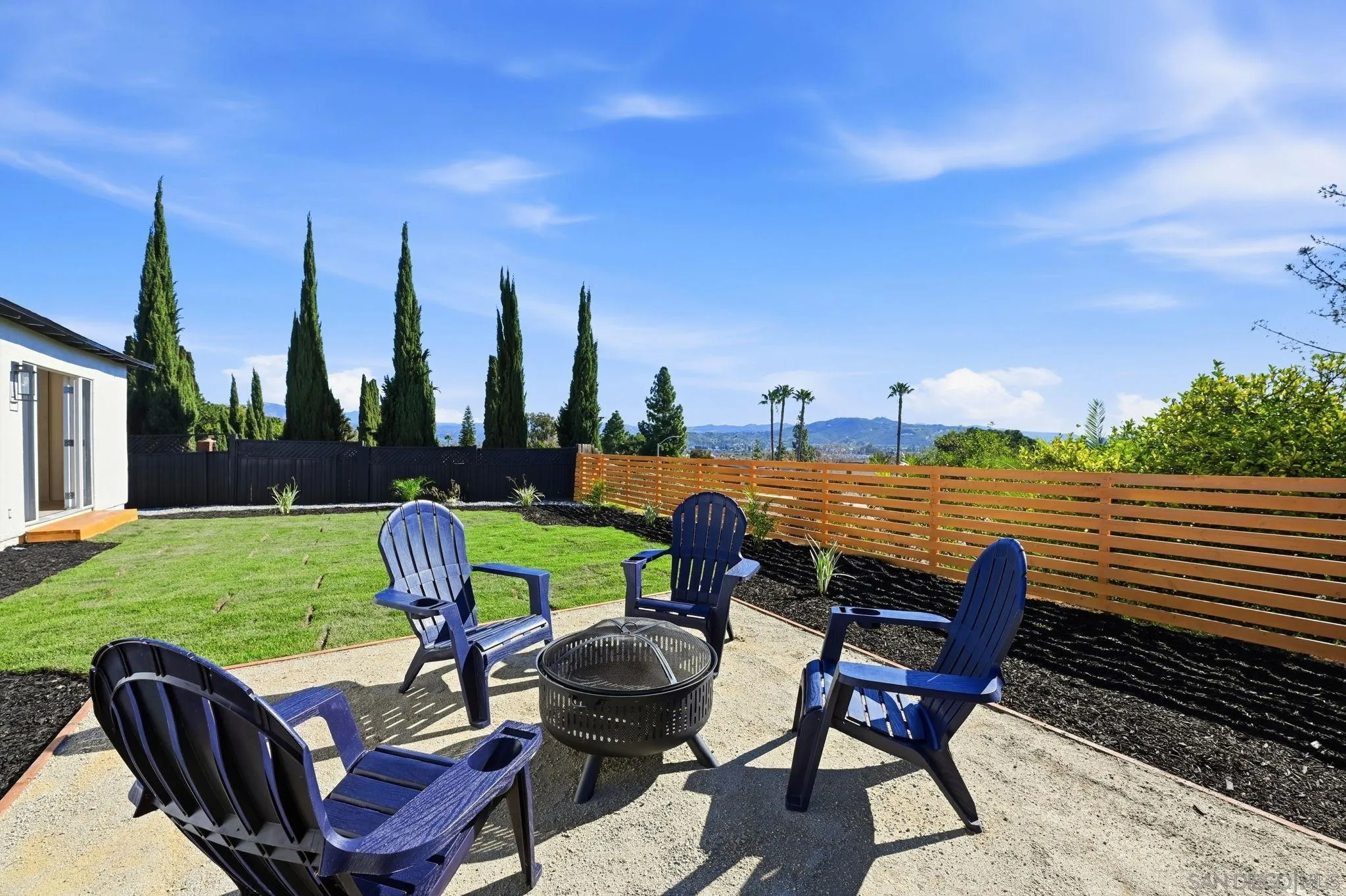 https://cdn.realtyfeed.com/cdn/127/260001286/a5bd8516837a1d08dc46ce9627acbea1.webp