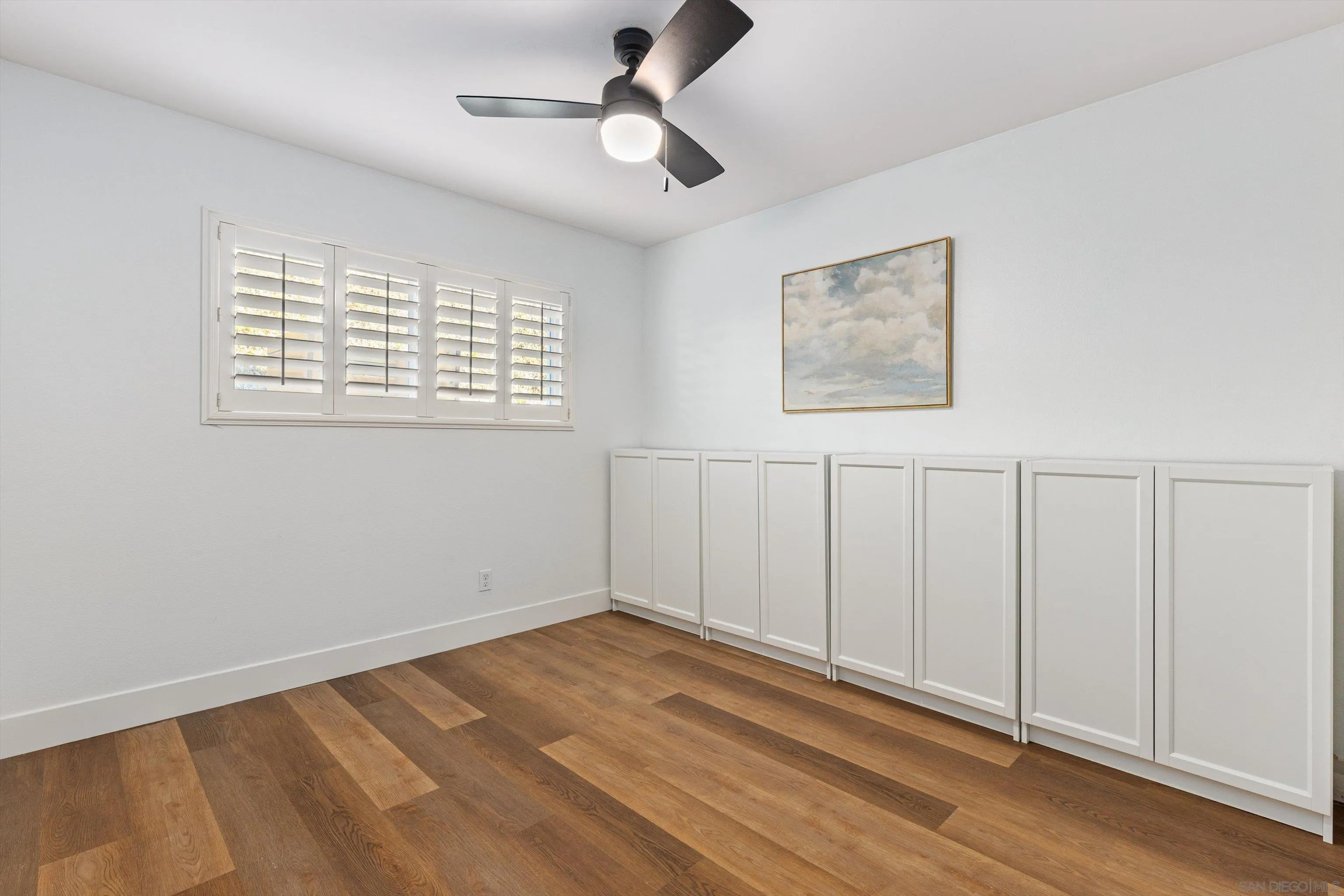 https://cdn.realtyfeed.com/cdn/127/260001289/3e1c86e7f6cca420b66bbe17e7a11b20.webp