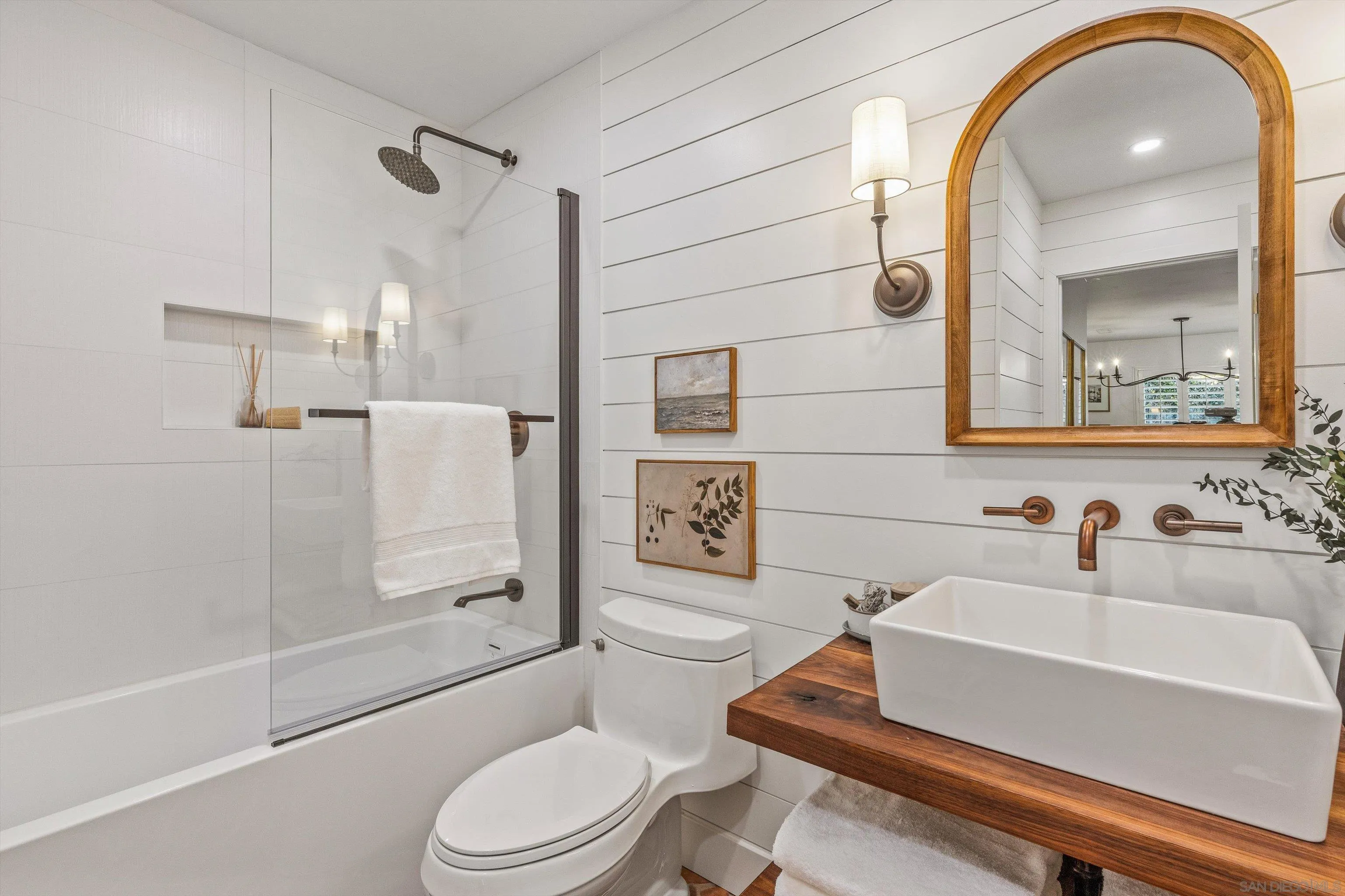 https://cdn.realtyfeed.com/cdn/127/260001289/589d0d5929bb084298053d1ac8cb5a90.webp