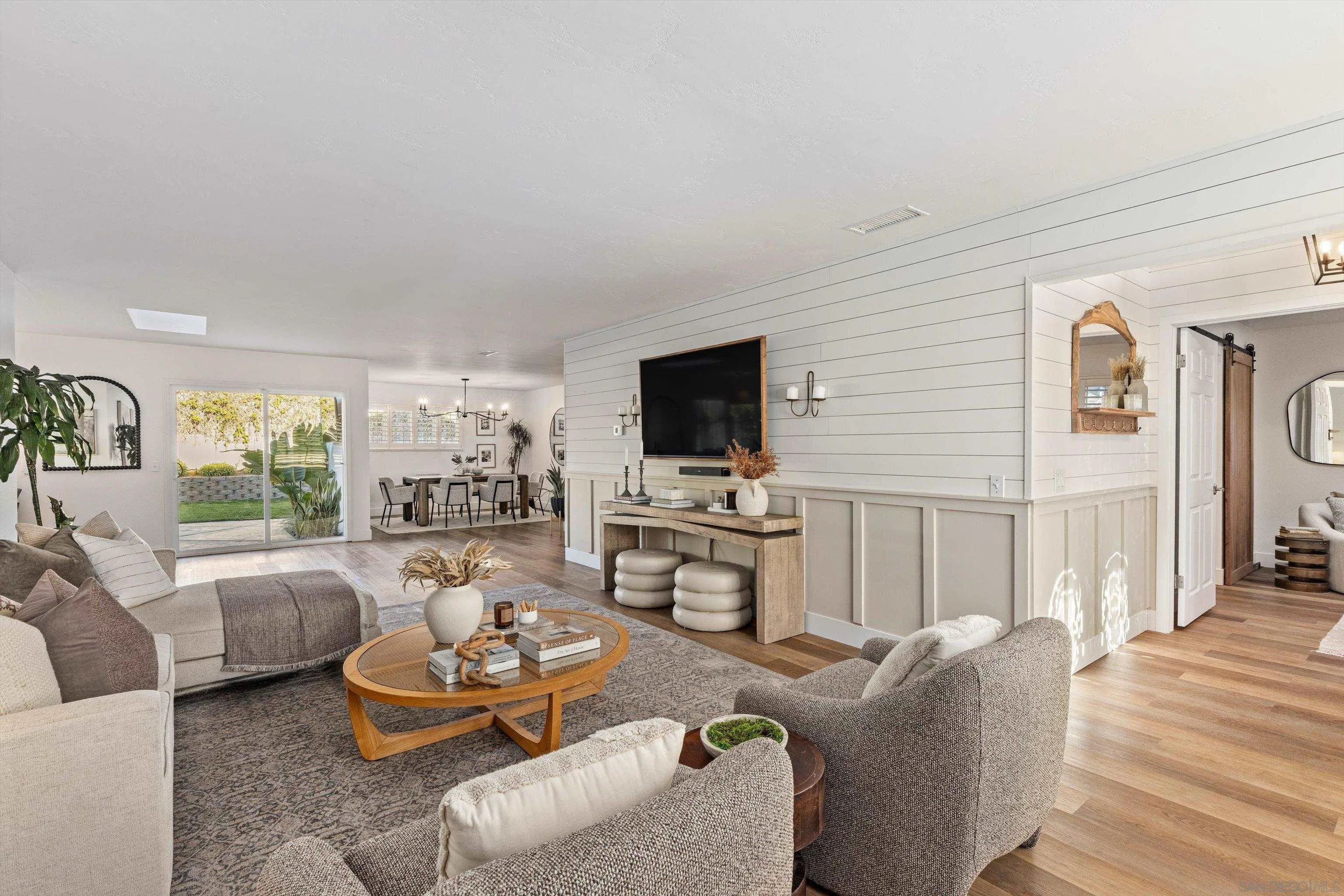 https://cdn.realtyfeed.com/cdn/127/260001289/935484c734d05c8d27a28f6b0654cf38.webp
