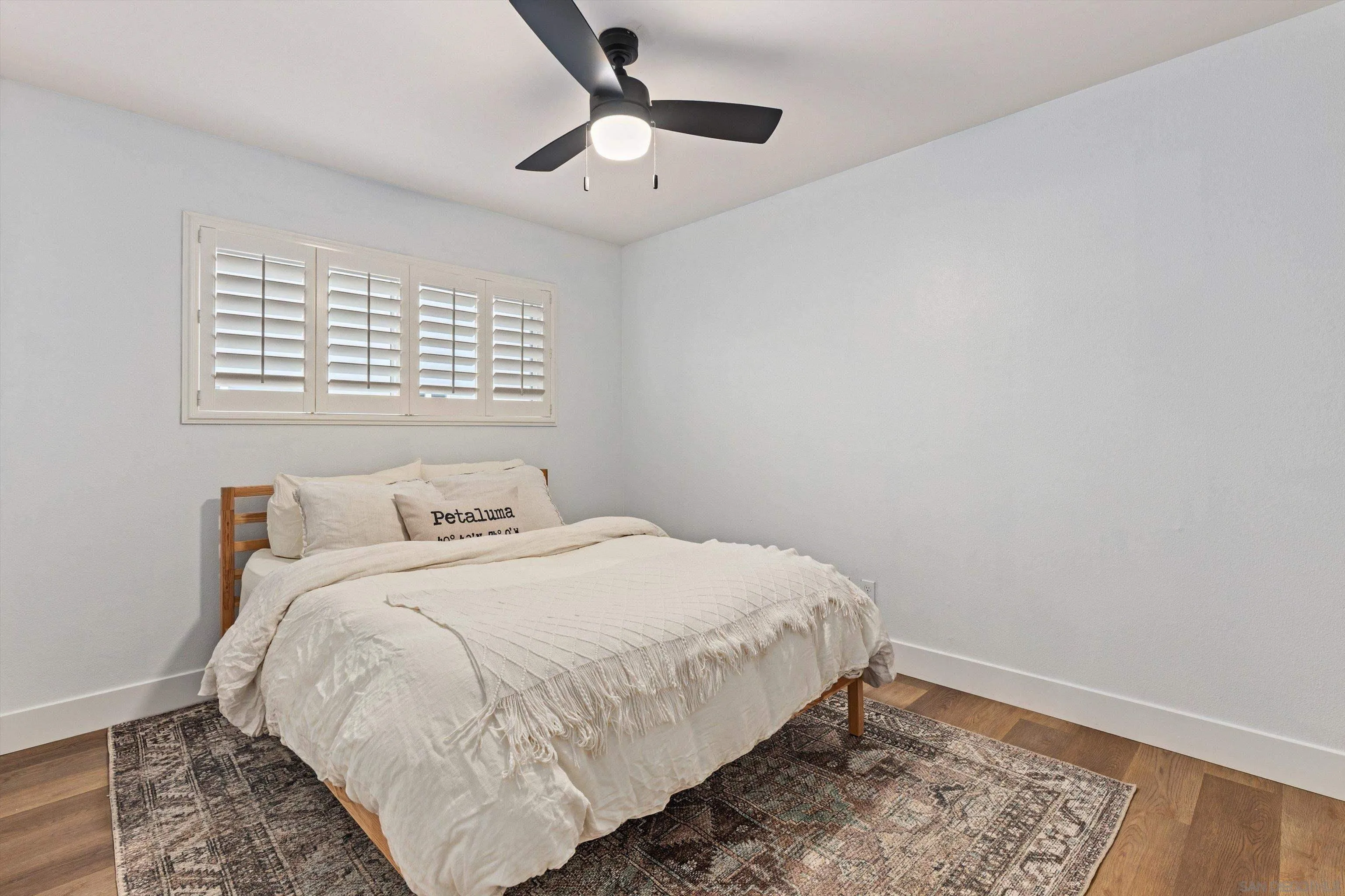 https://cdn.realtyfeed.com/cdn/127/260001289/bd3003301b309ece9d5fe6f6b3702804.webp