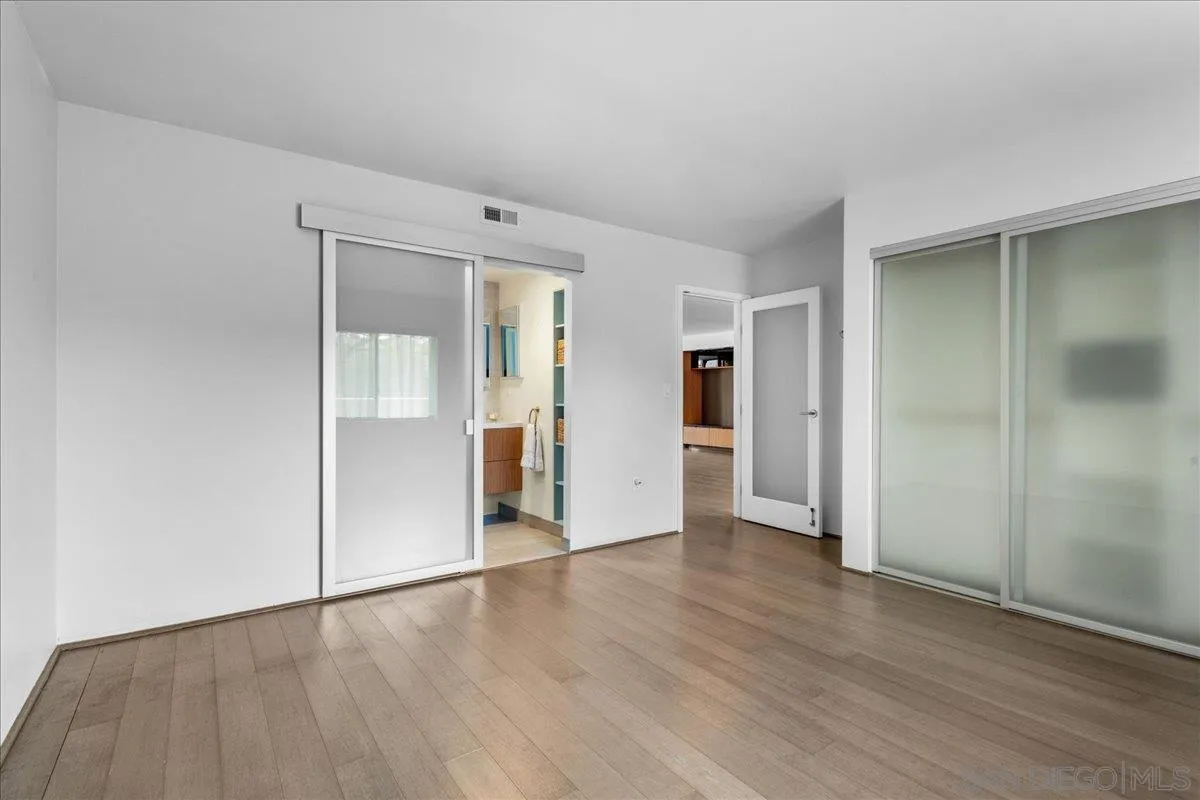 Photo #15: 260001299 Listing: Photo #15