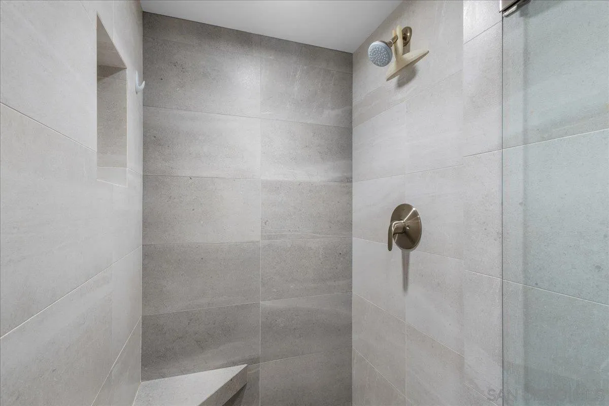 Photo #23: 260001299 Listing: Photo #23