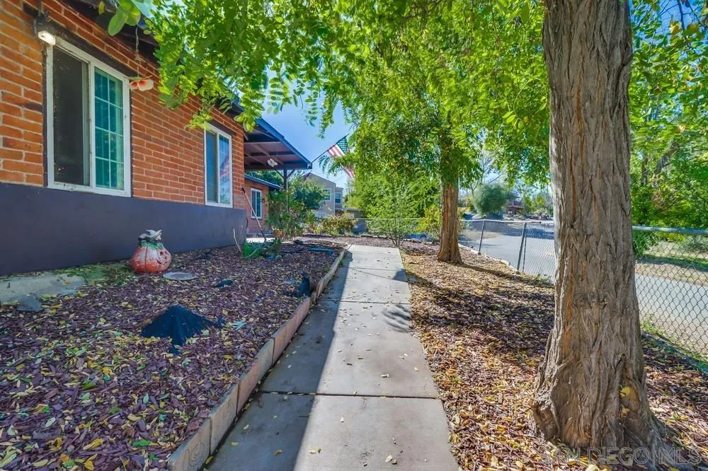 https://cdn.realtyfeed.com/cdn/127/2600013/cd94c18750434bda7d33825e1f8b77f1.webp