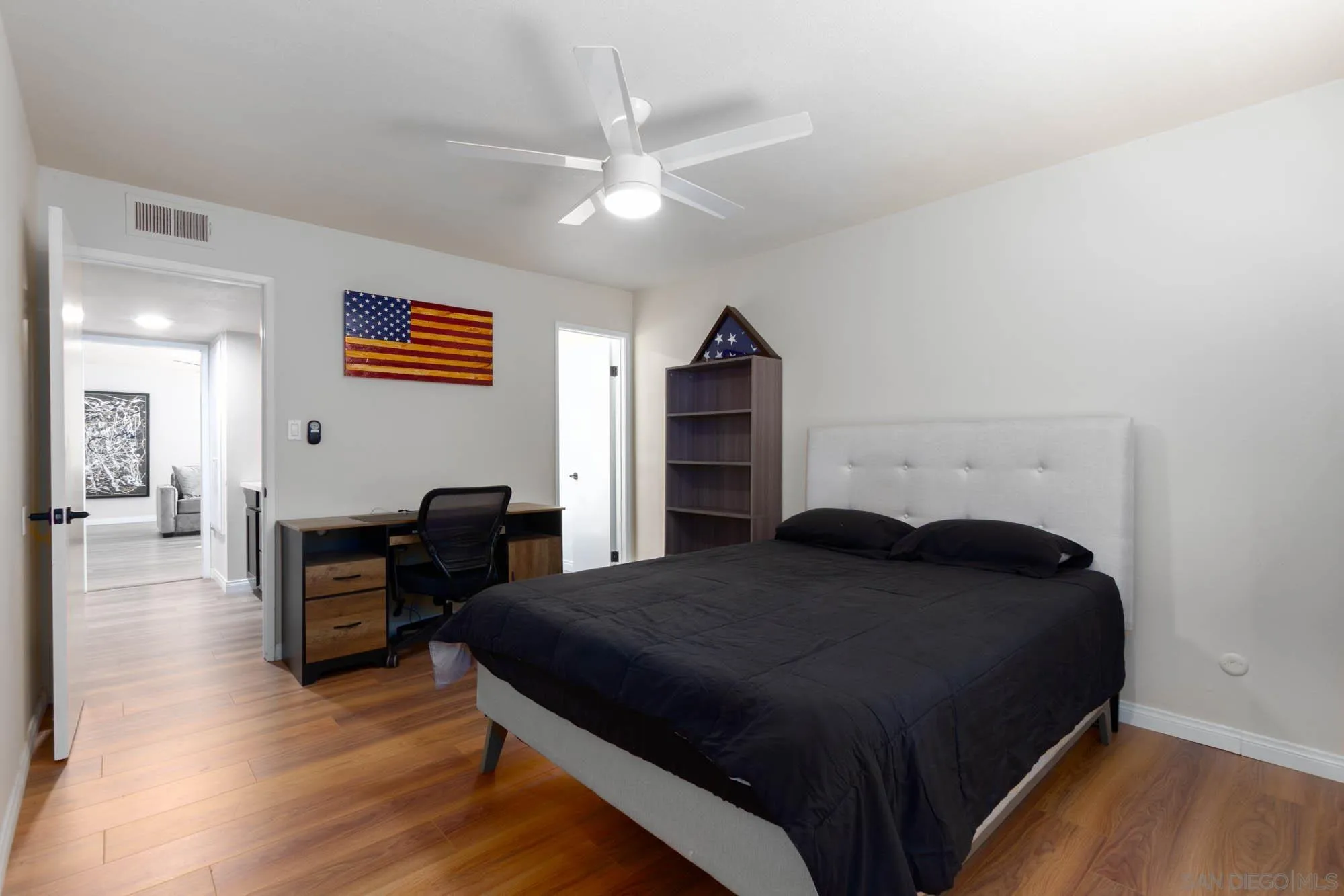 https://cdn.realtyfeed.com/cdn/127/260001303/d48e3a90a7141a6a49eaceac43e0a93e.webp