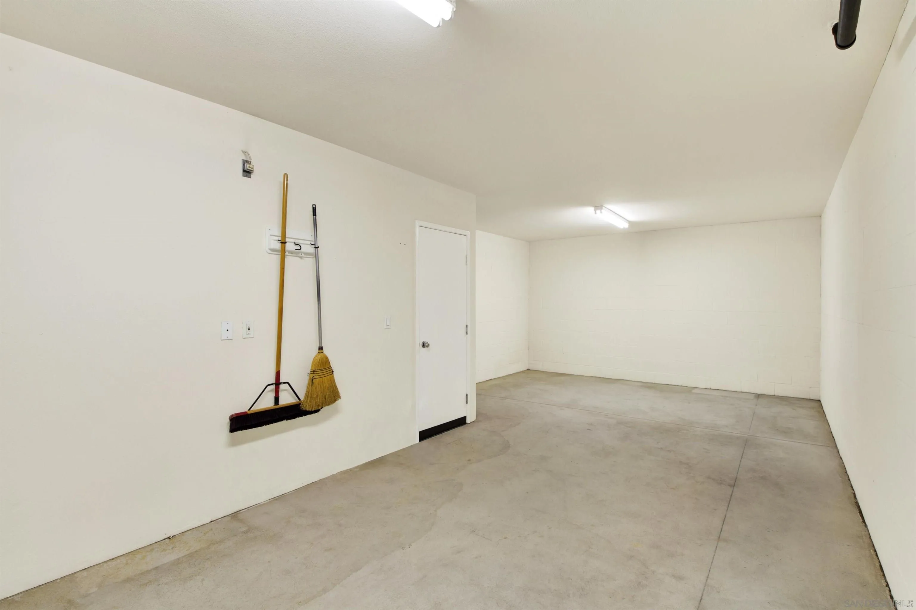 Photo #23: 260001309 Listing: Photo #23