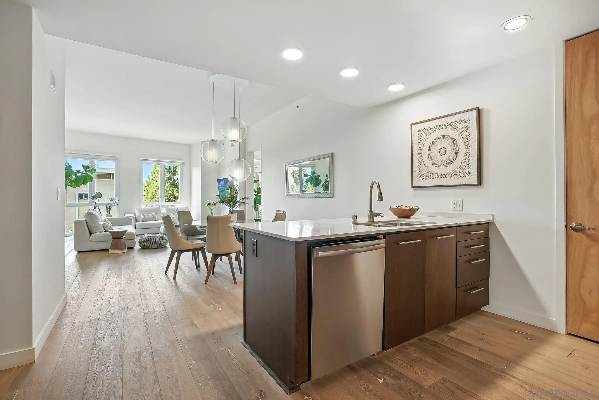 Photo #4: 260001313 Listing: Photo #4