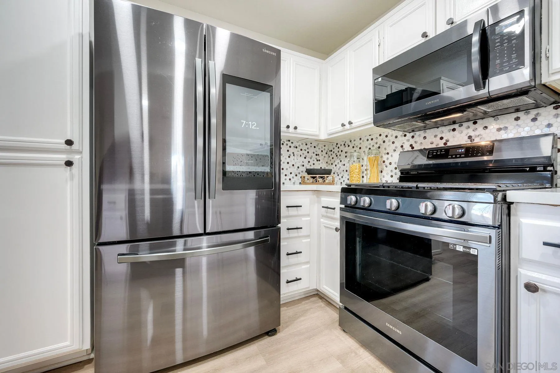 Photo #11: 260001318 Listing: Photo #11