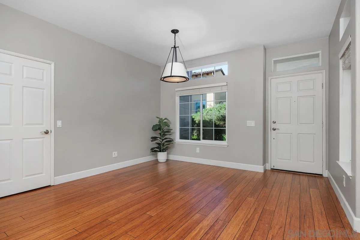 Photo #7: 260001319 Listing: Photo #7