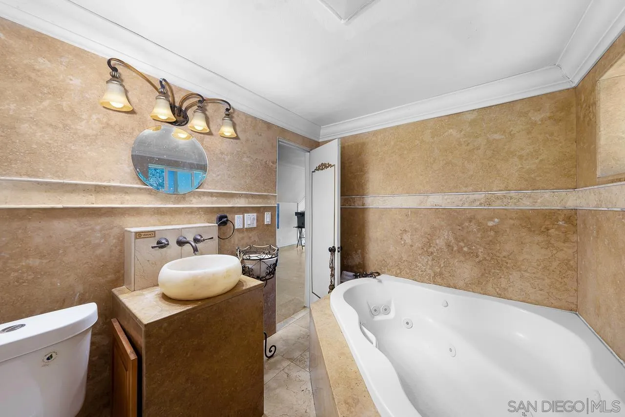 https://cdn.realtyfeed.com/cdn/127/260001325/36d52d0470415ee46a15312ae13ec027.webp