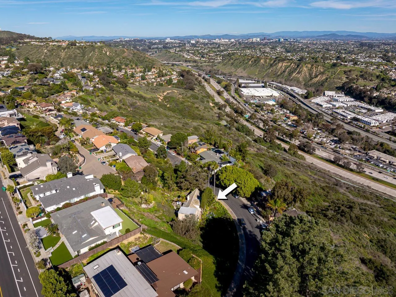 https://cdn.realtyfeed.com/cdn/127/260001325/85d61b84bfd935ae69991ac56d4d4d0d.webp