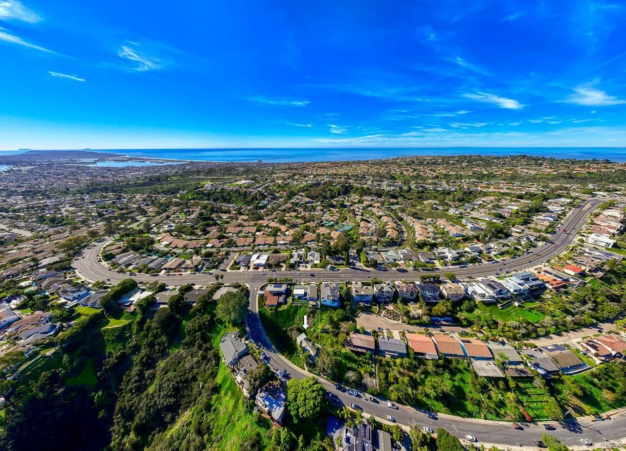 https://cdn.realtyfeed.com/cdn/127/260001325/a2ba27186117f4074ab7e1665aa34117.webp