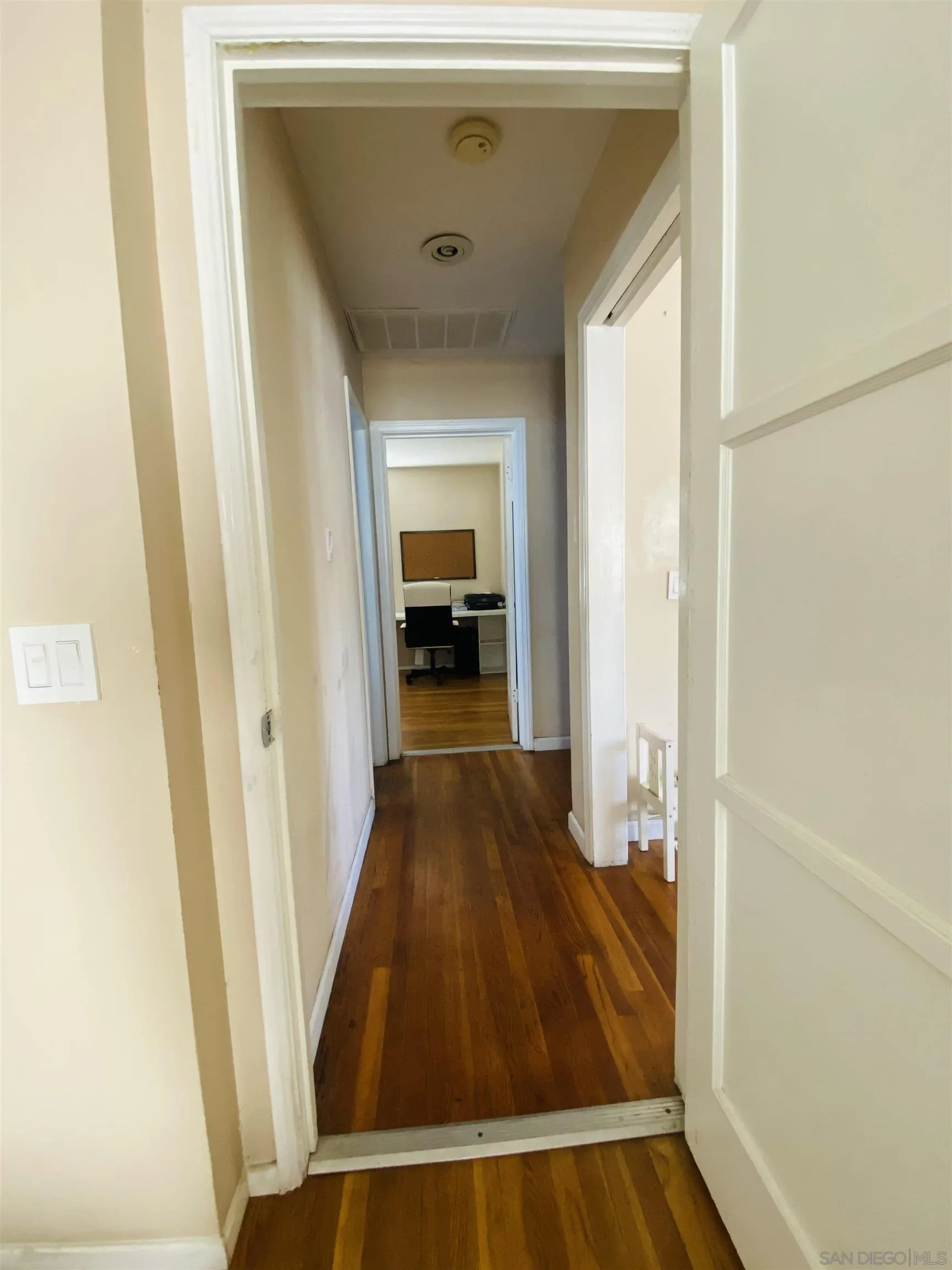 https://cdn.realtyfeed.com/cdn/127/260001327/ead7865f261f17dbe48c5dc5a2386651.webp